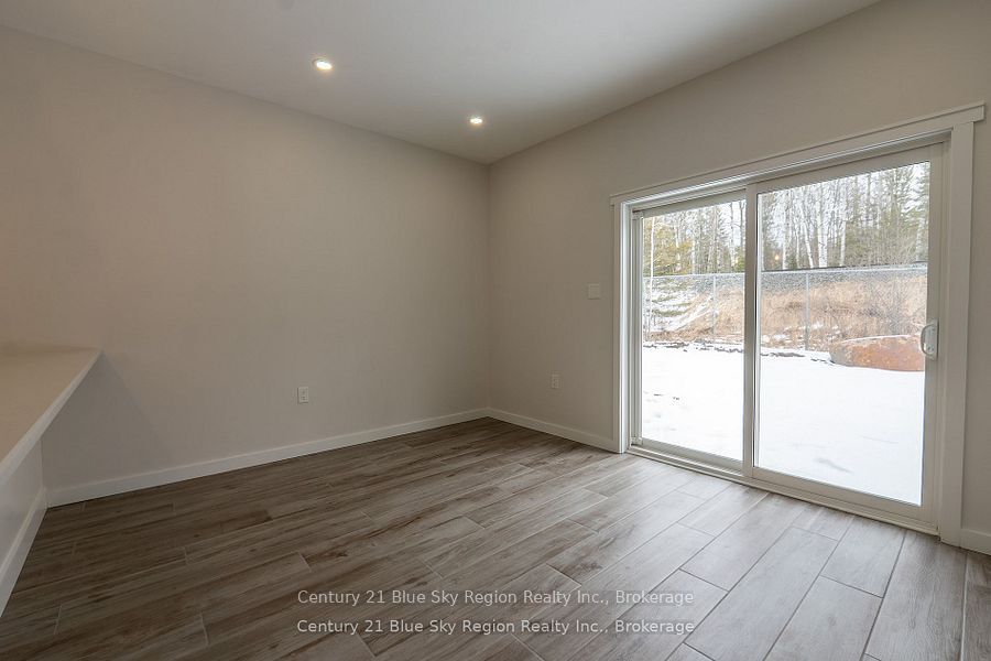 16 Birch Street Property Photo 41