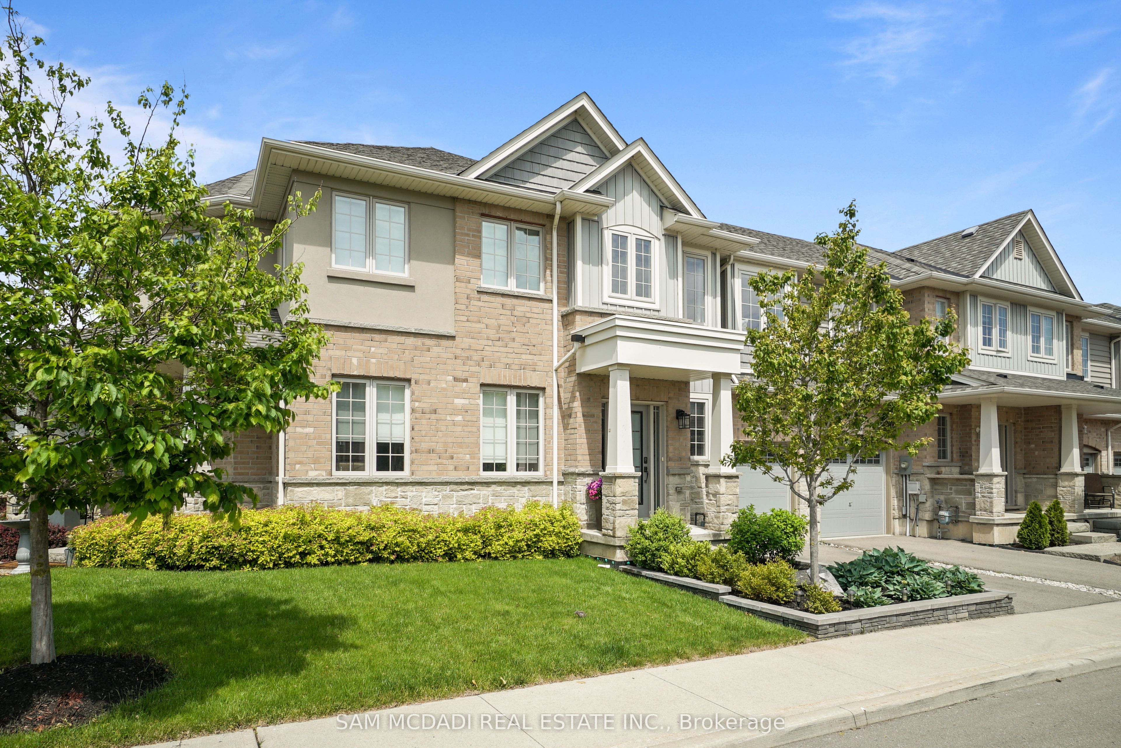 18 BEAU CHATEL Lane Property Photo 1