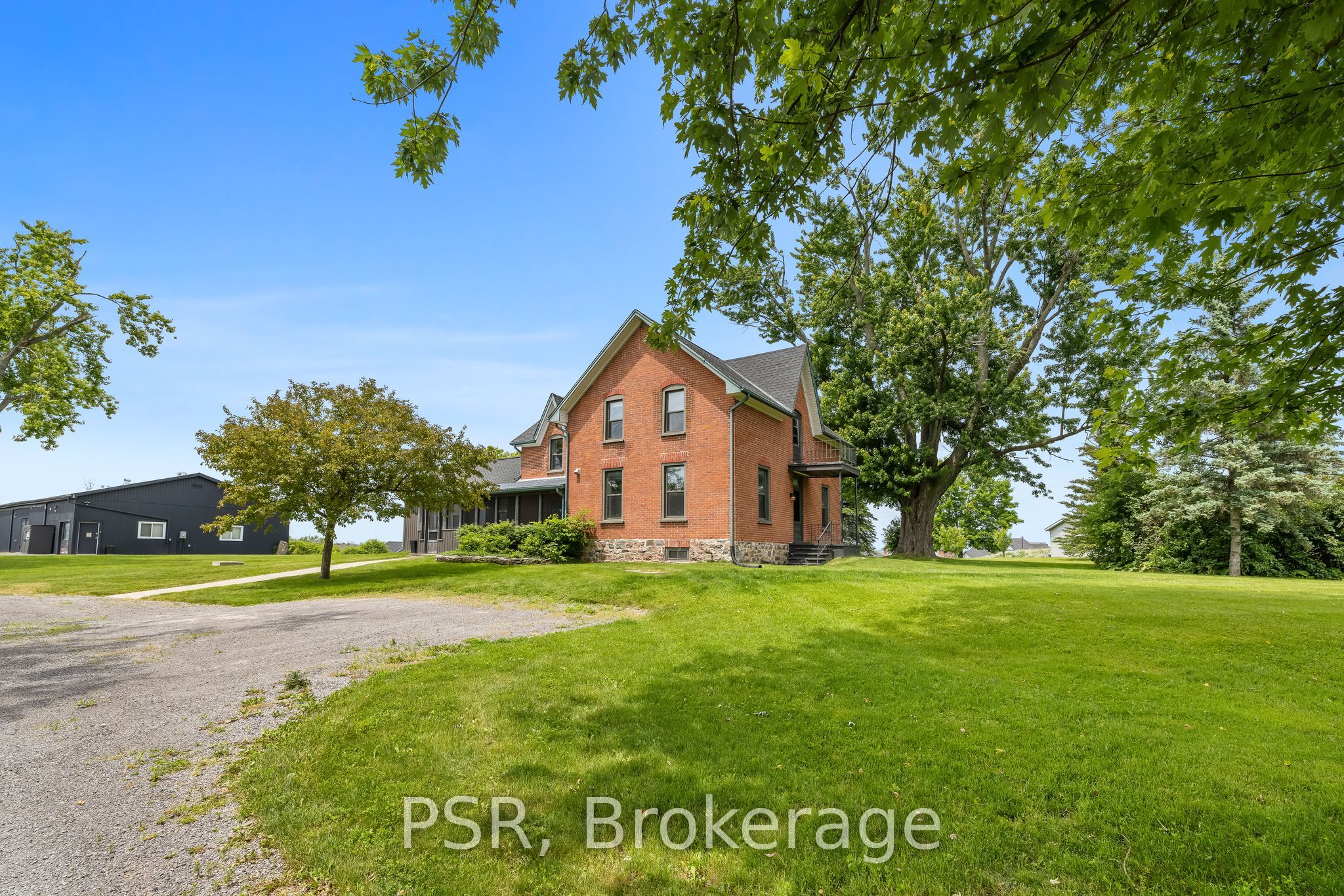 1786 Matchett Line Property Photo 1