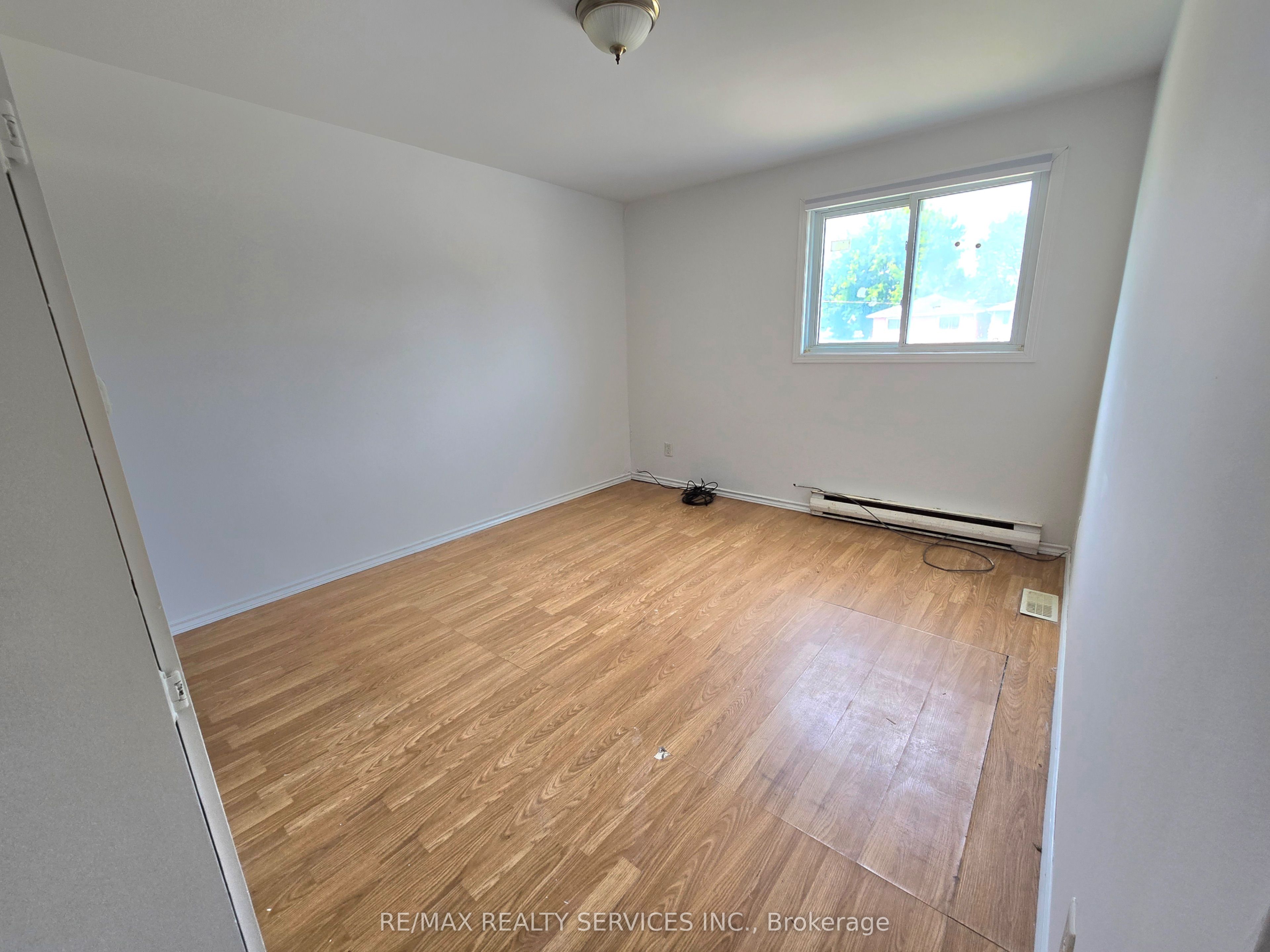 441 Parkview Crescent Property Photo 10