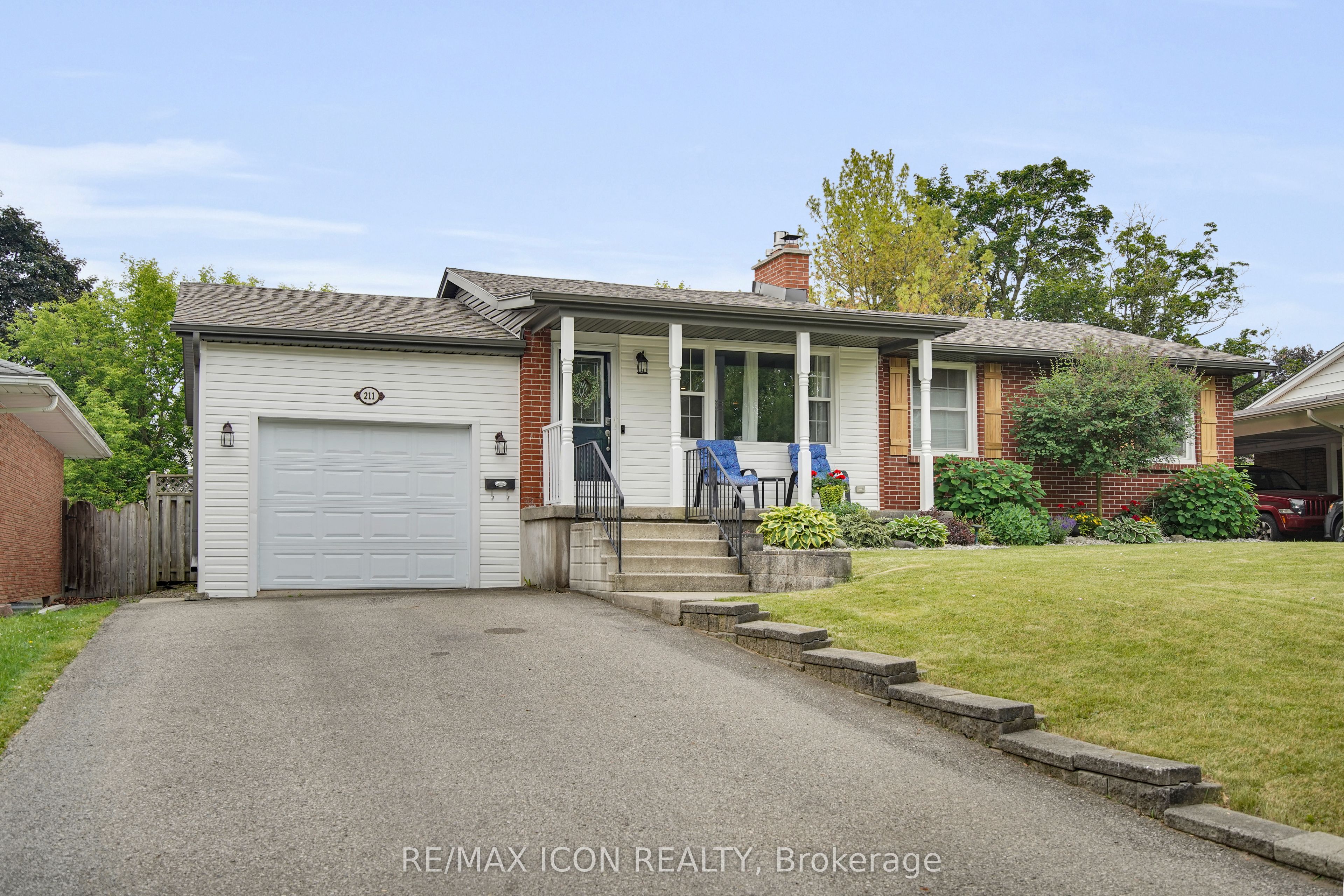 211 Tavistock Road Property Photo 3