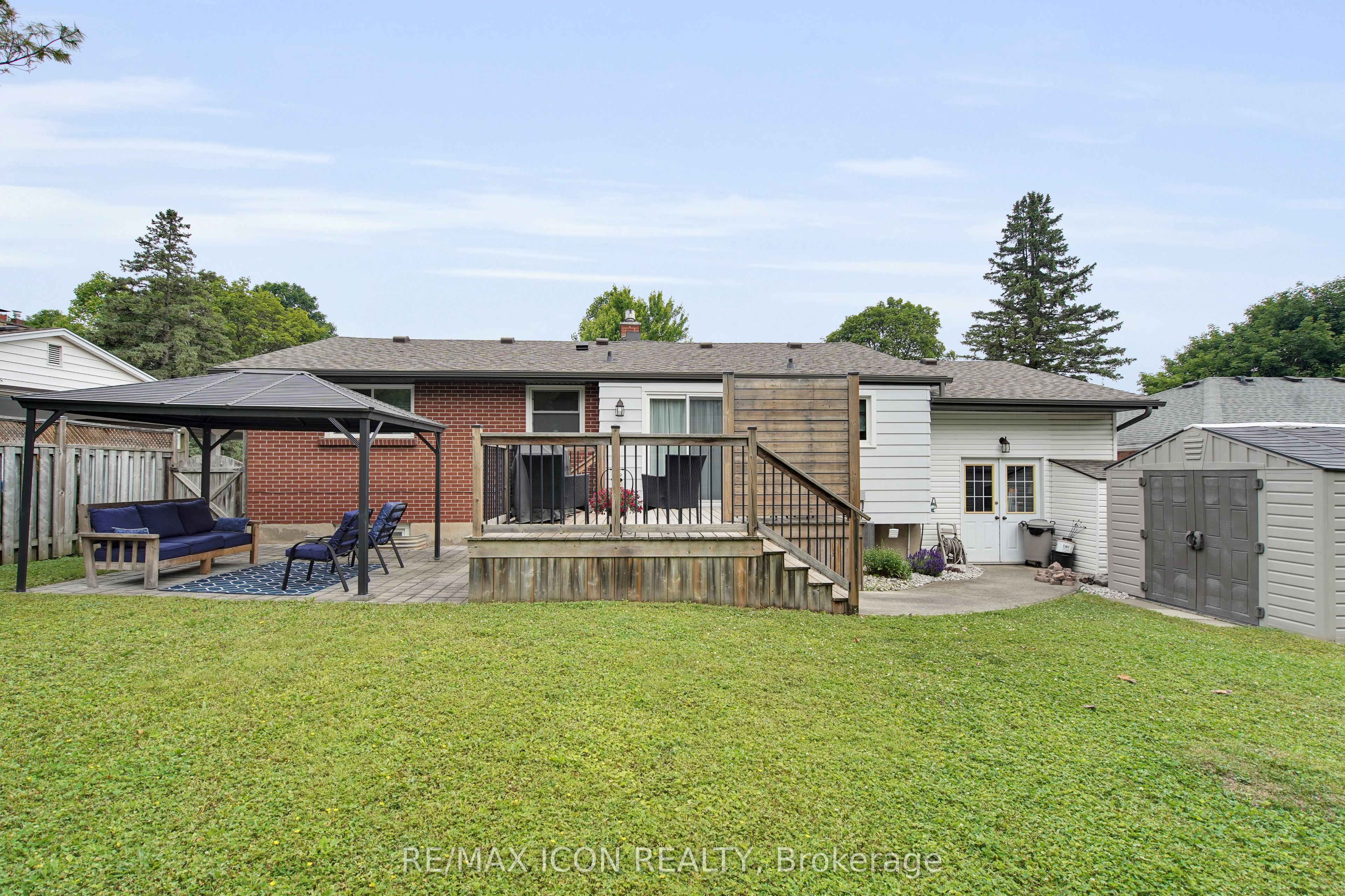 211 Tavistock Road Property Photo 38