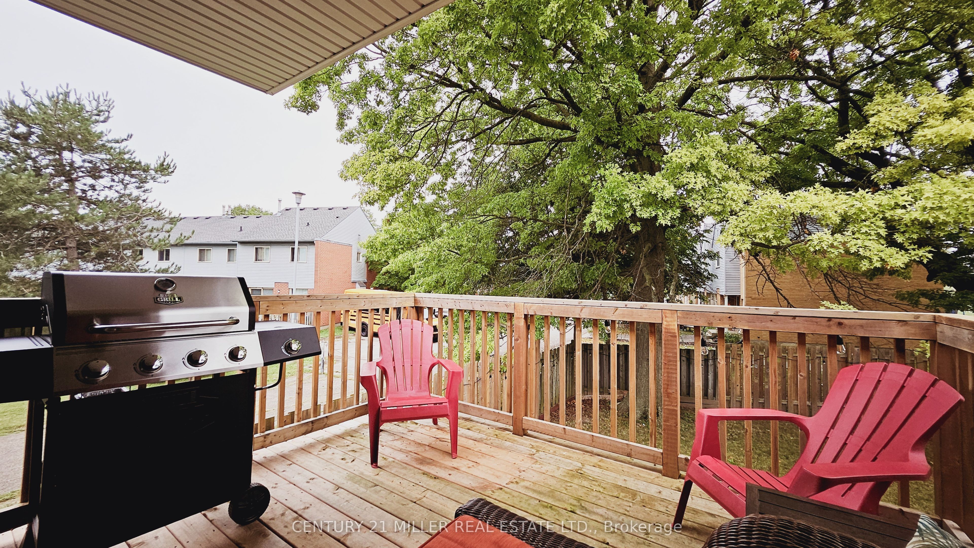 108 (main-upper Unit) Powerview Avenue Property Photo 18