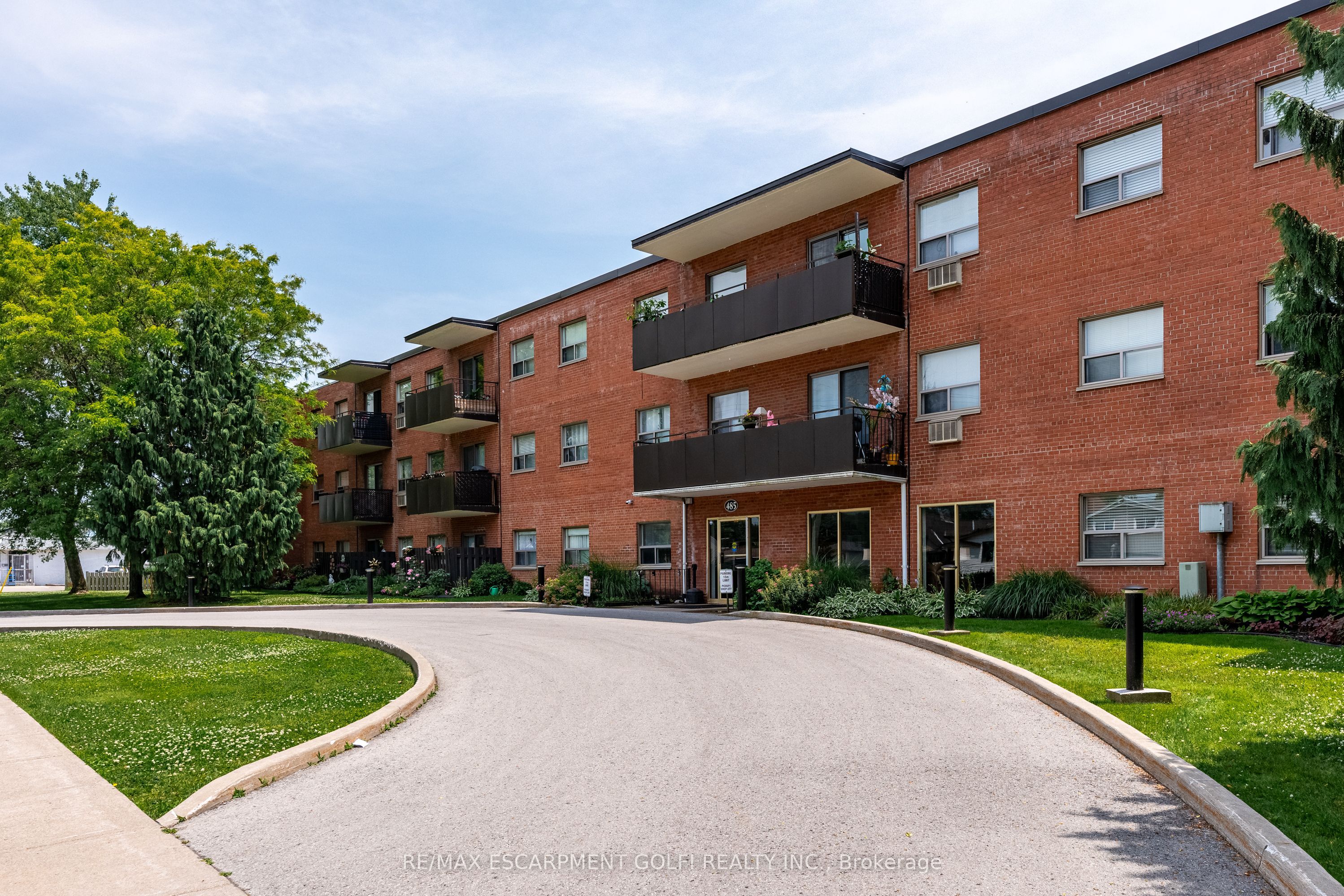 485 Thorold Rd Property Photo 1