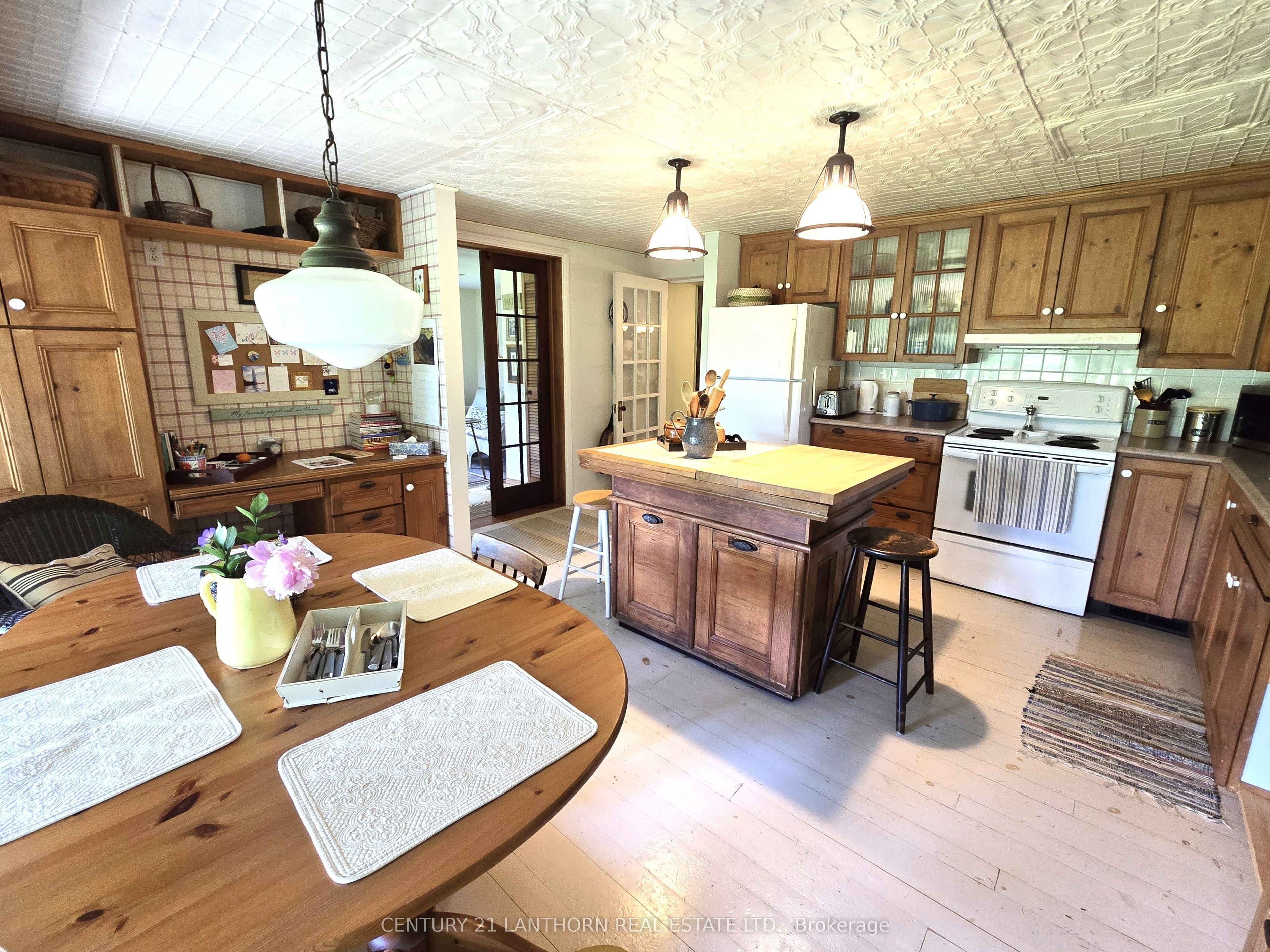 2194 Moira Road Property Photo 25