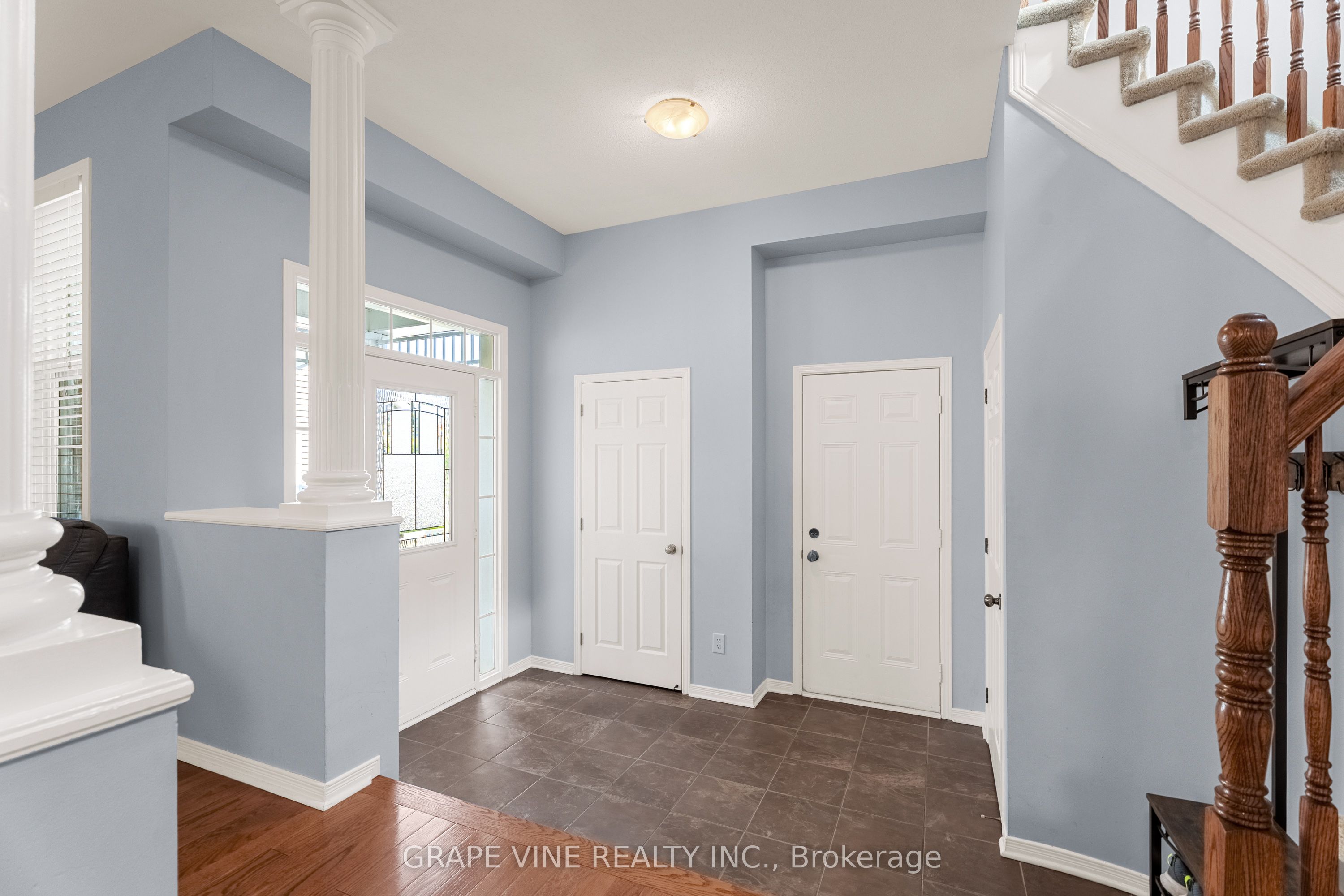 1038 Fieldfair Way Property Photo 7