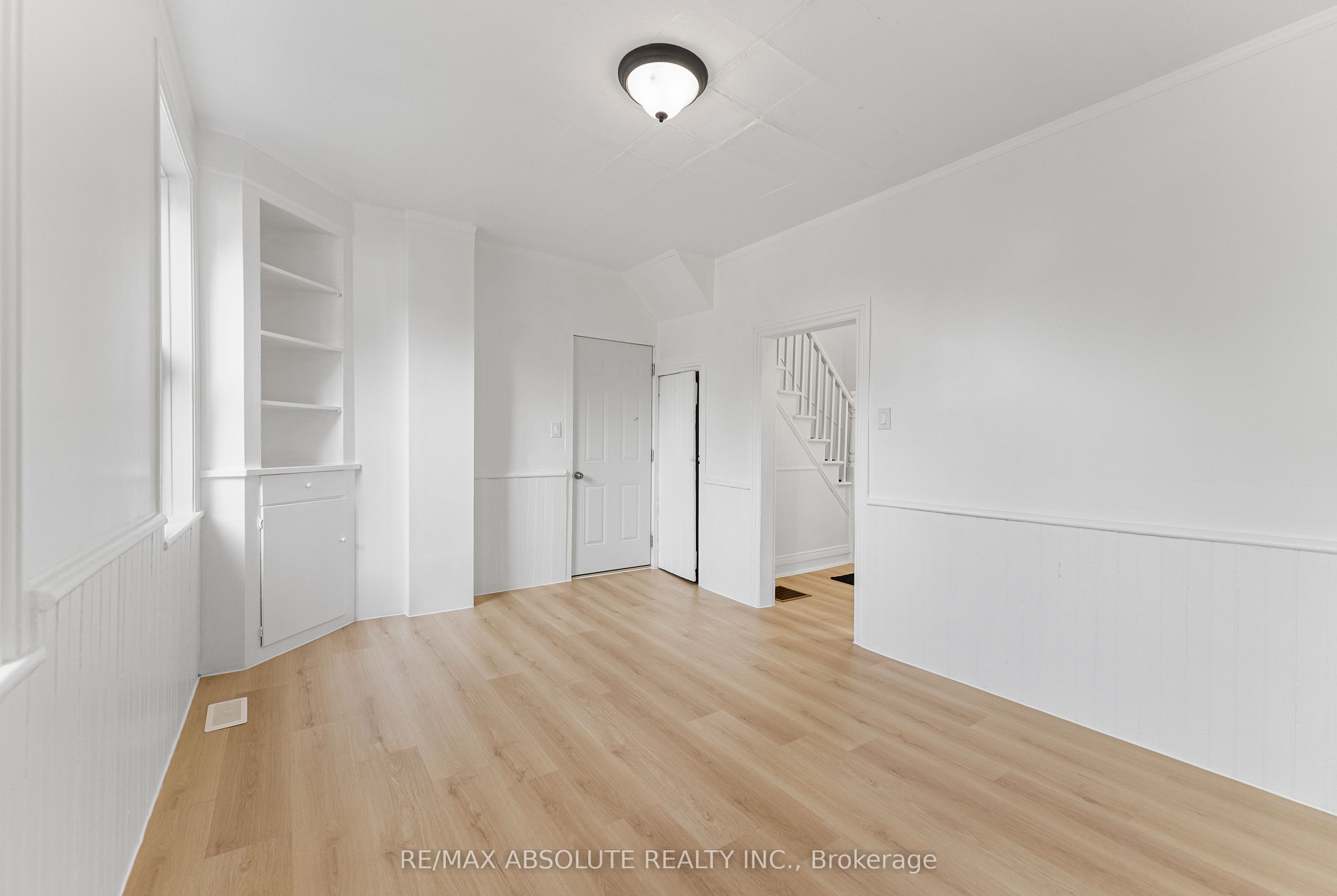 202 Bell Street Property Photo 10