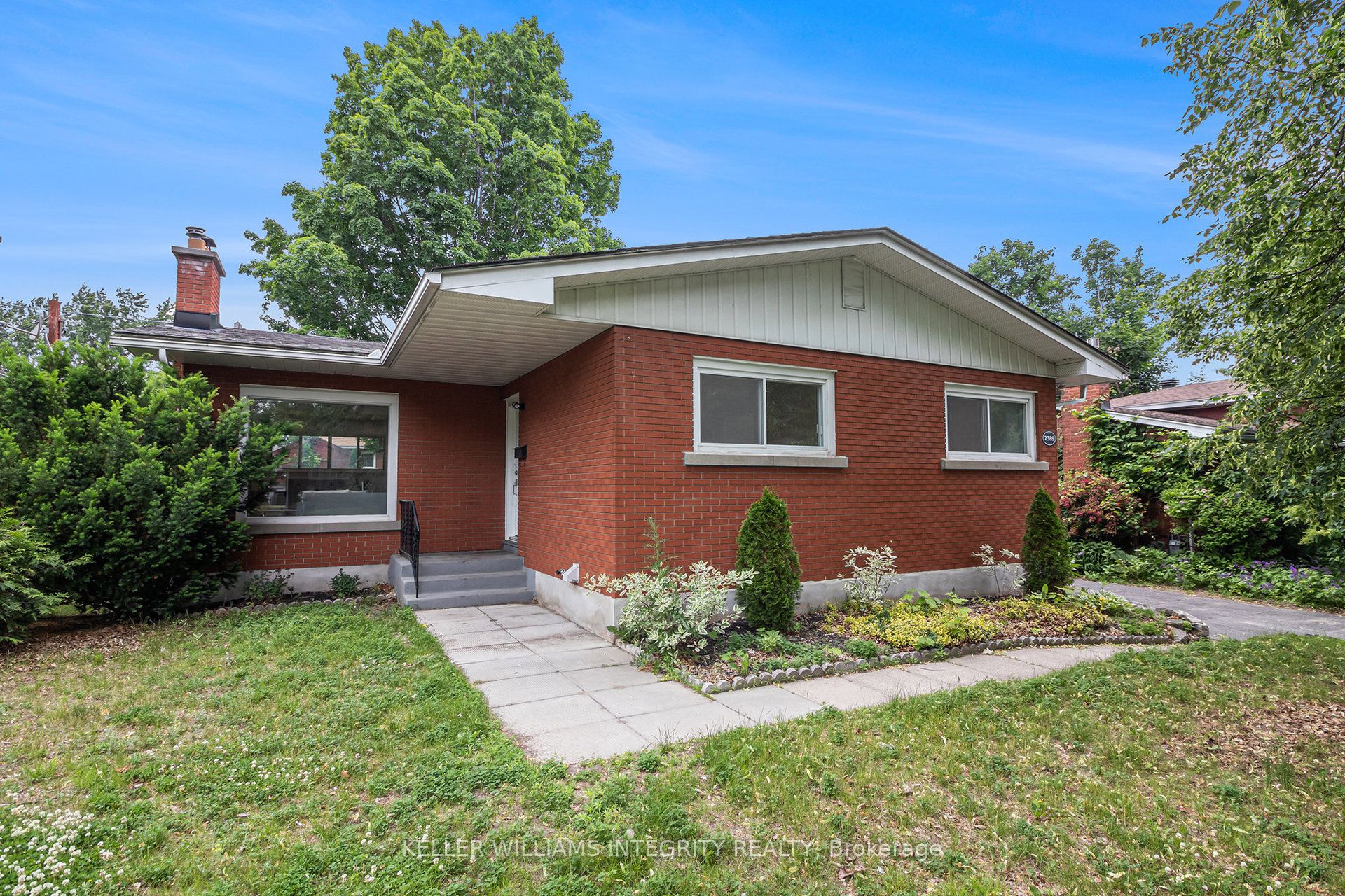 2389 Sheldon Avenue Property Photo 1