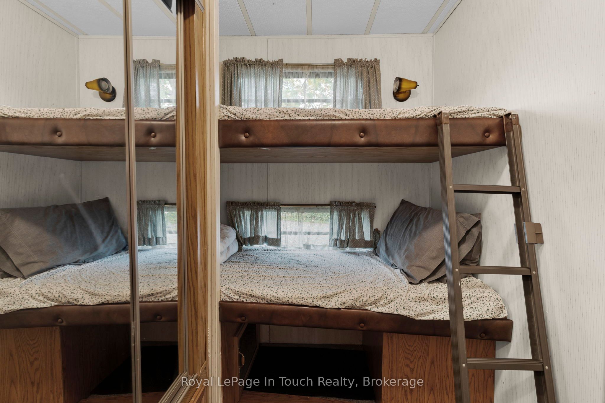 164 Lone Pine Road #130 Property Photo 23