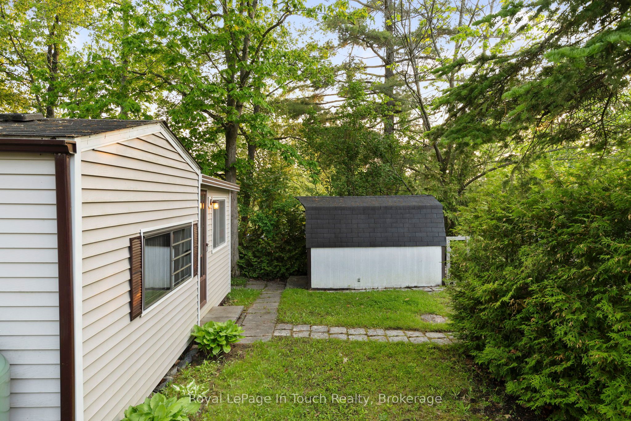 164 Lone Pine Road #130 Property Photo 27