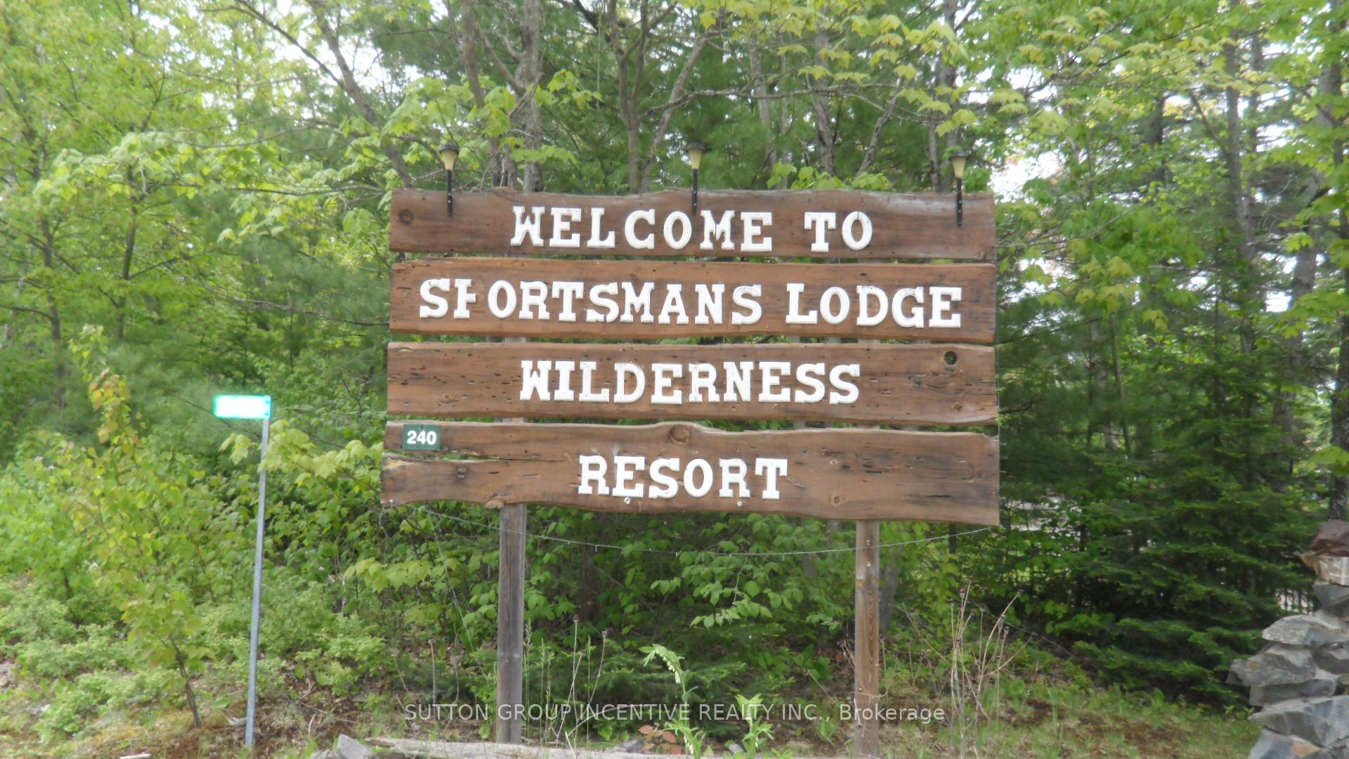 240 Kukagami Lake Rd
