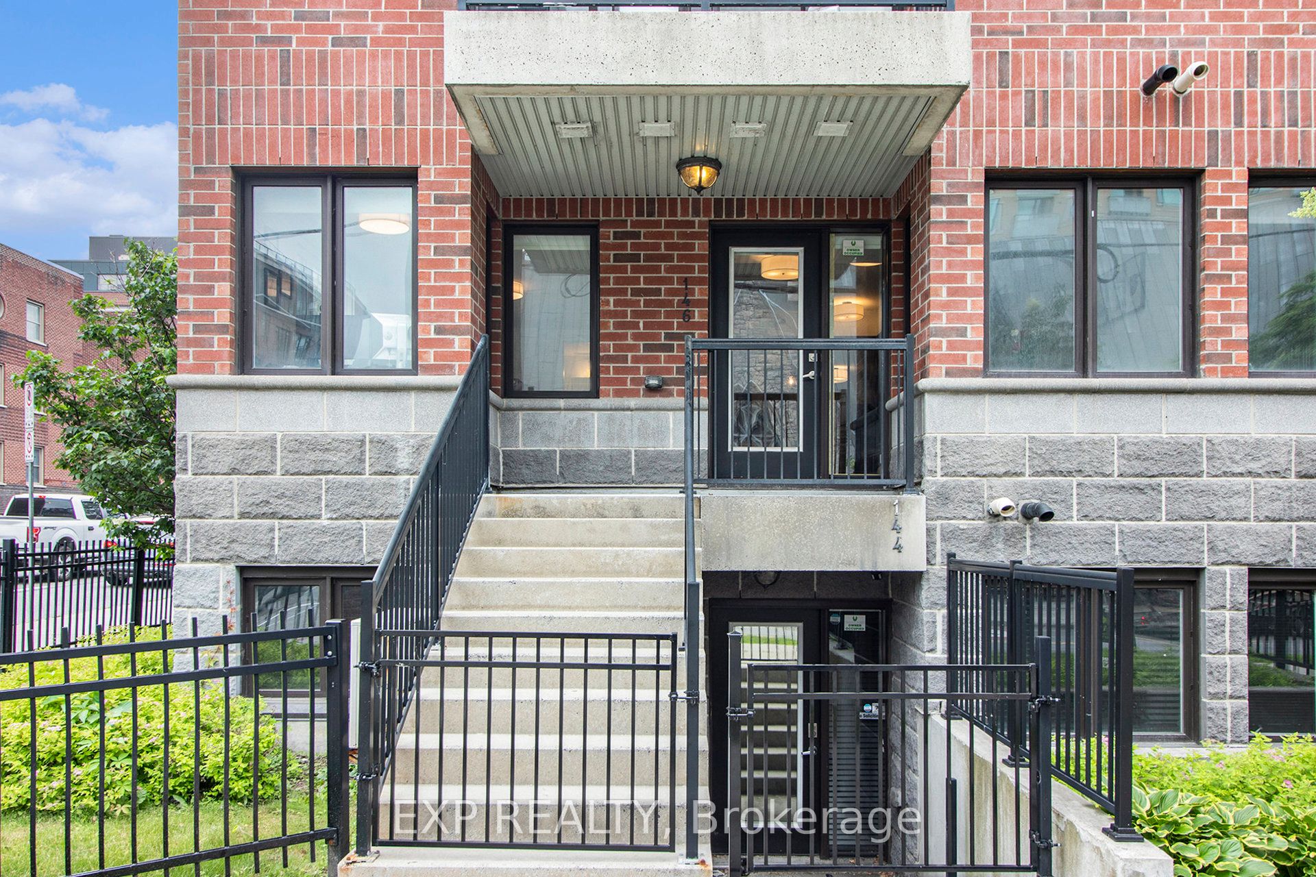 146 Daly Avenue 201 Property Photo 1