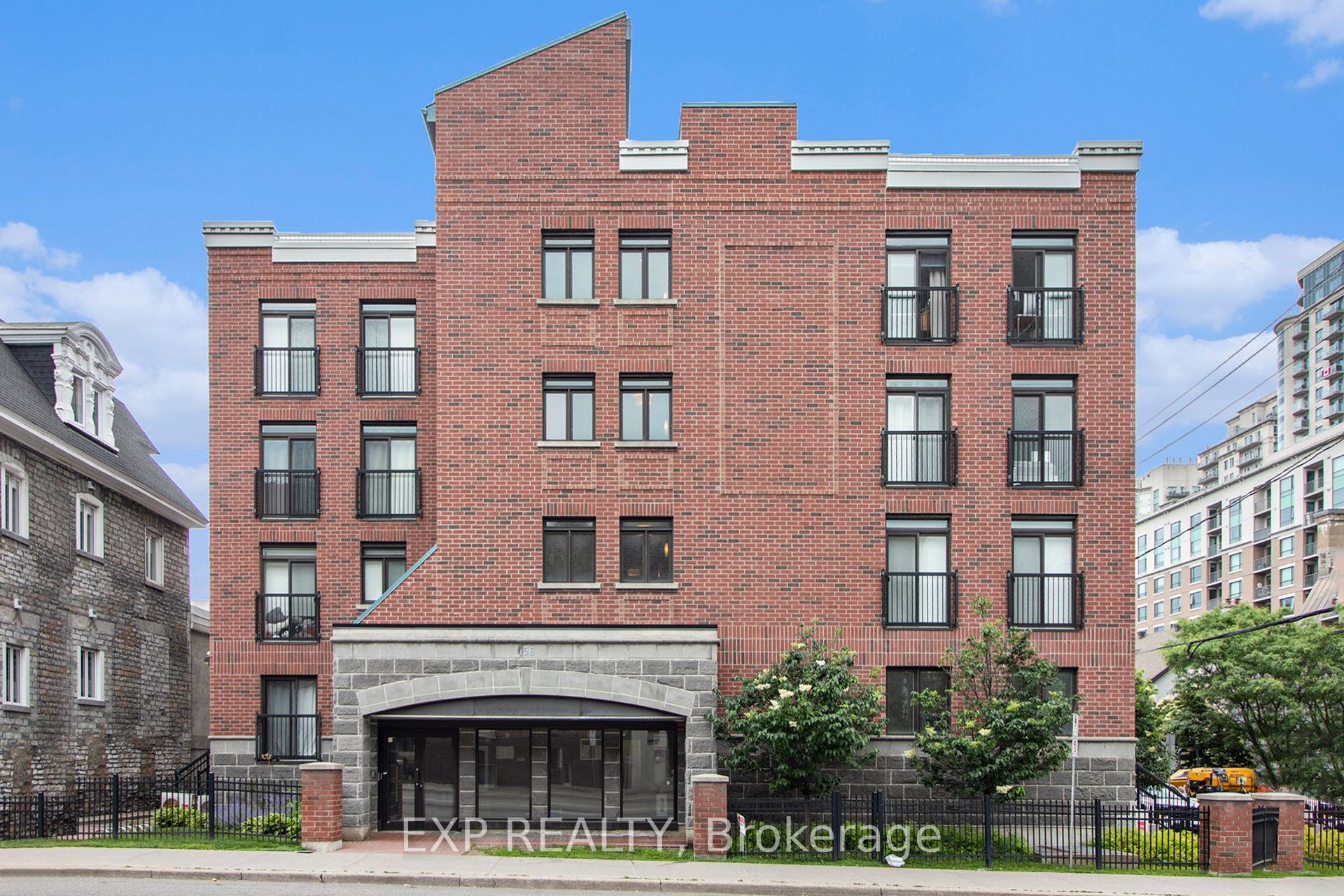 146 Daly Avenue 201 Property Photo 3