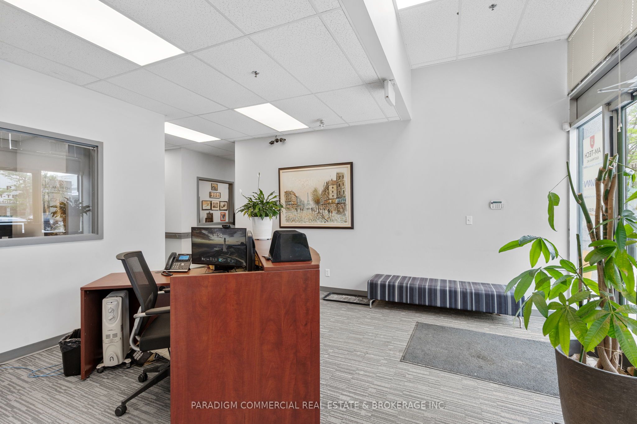 2405 St. Laurent Boulevard Unit P Property Photo 3