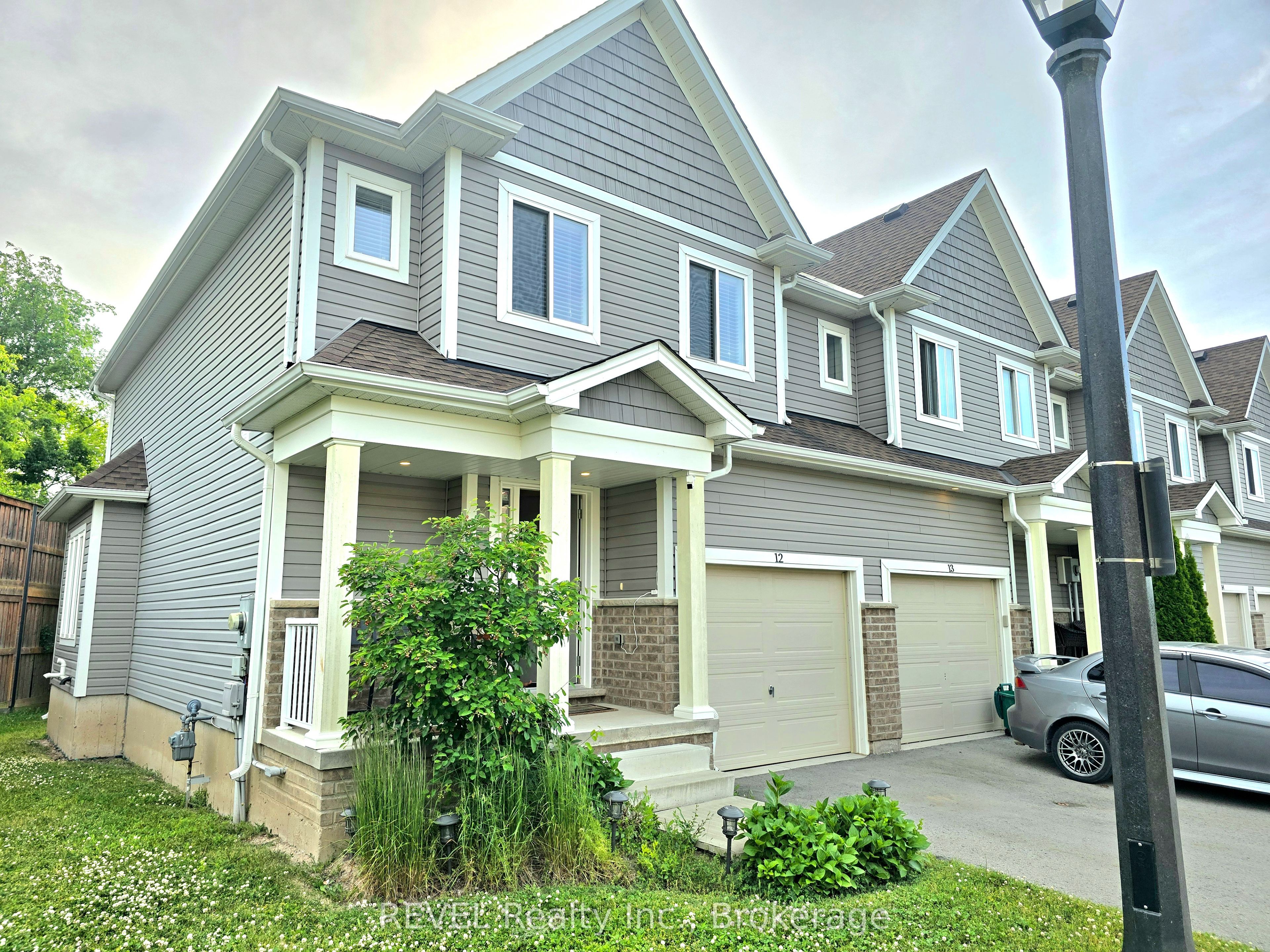 60 Canterbury Drive 12 Property Photo 2