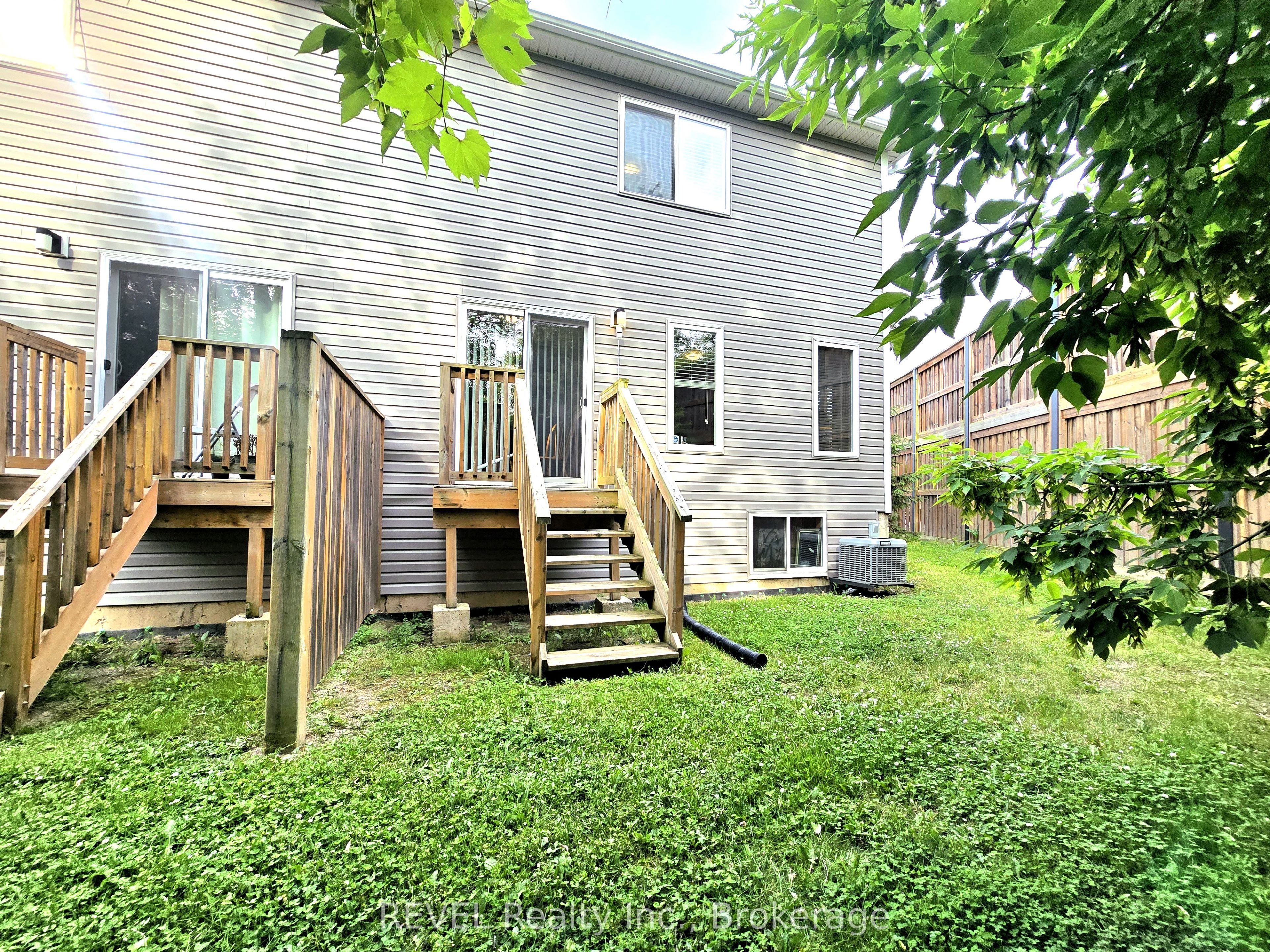 60 Canterbury Drive 12 Property Photo 6