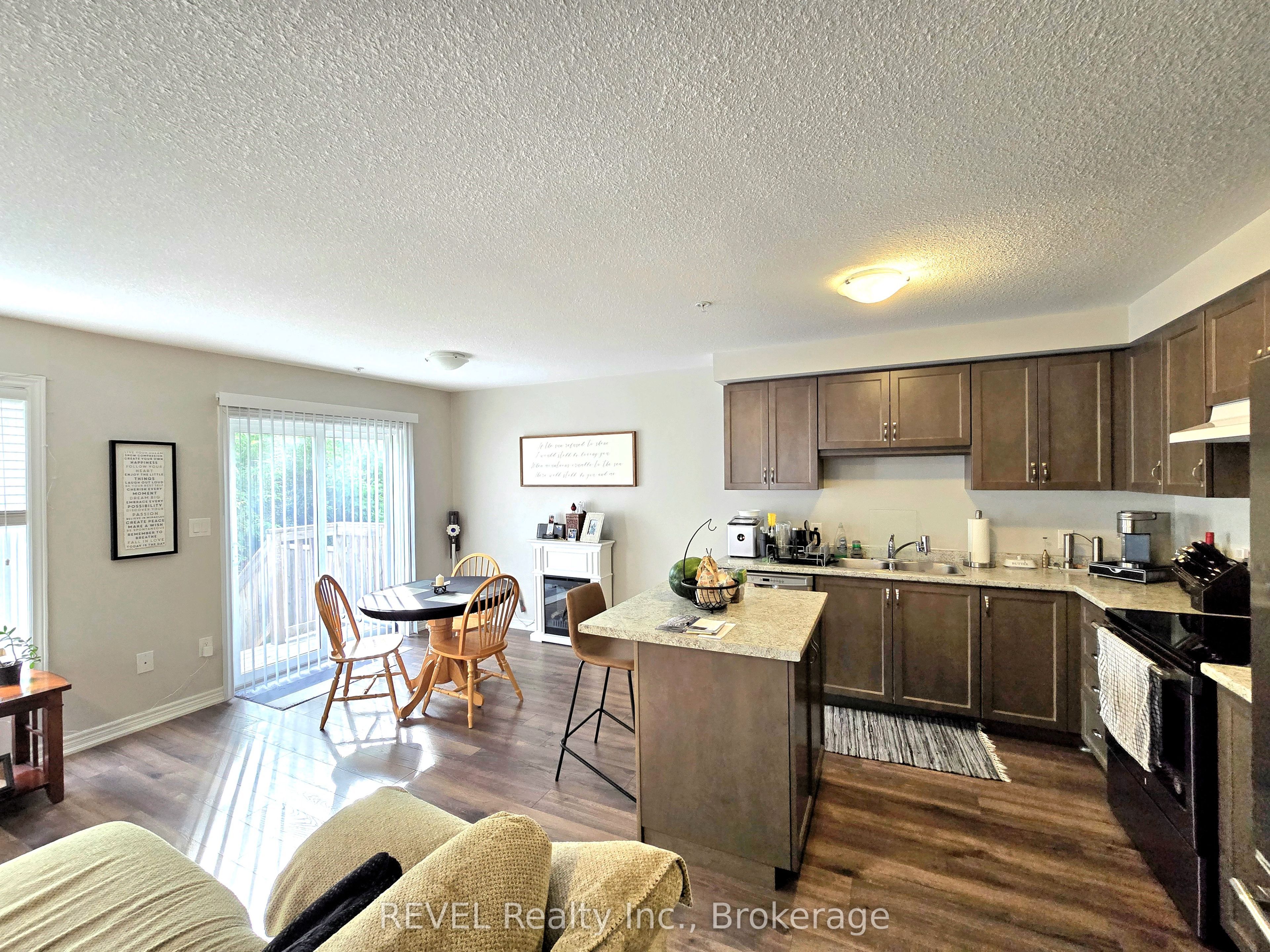 60 Canterbury Drive 12 Property Photo 12