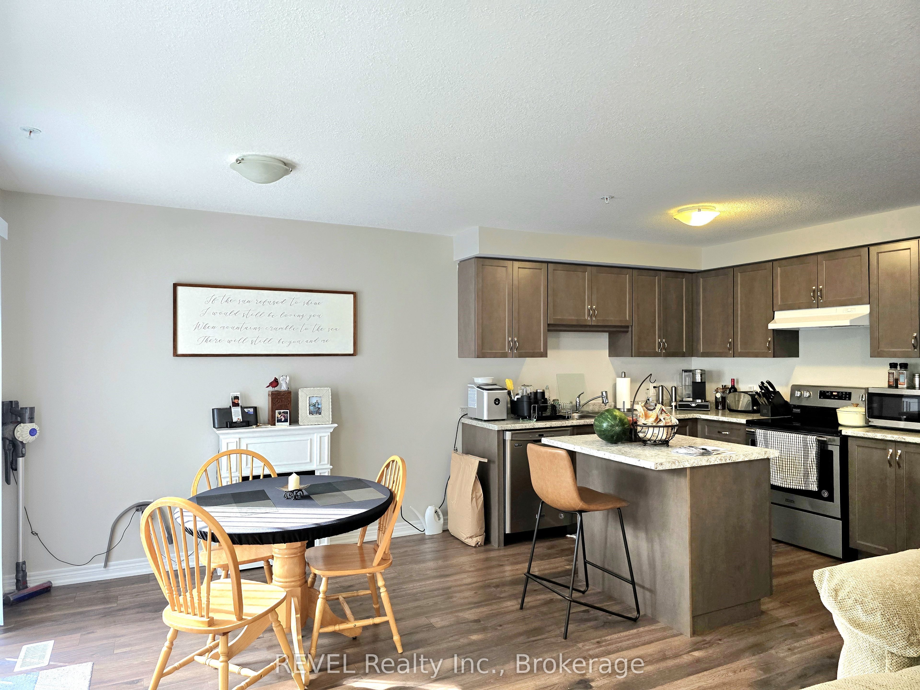 60 Canterbury Drive 12 Property Photo 14