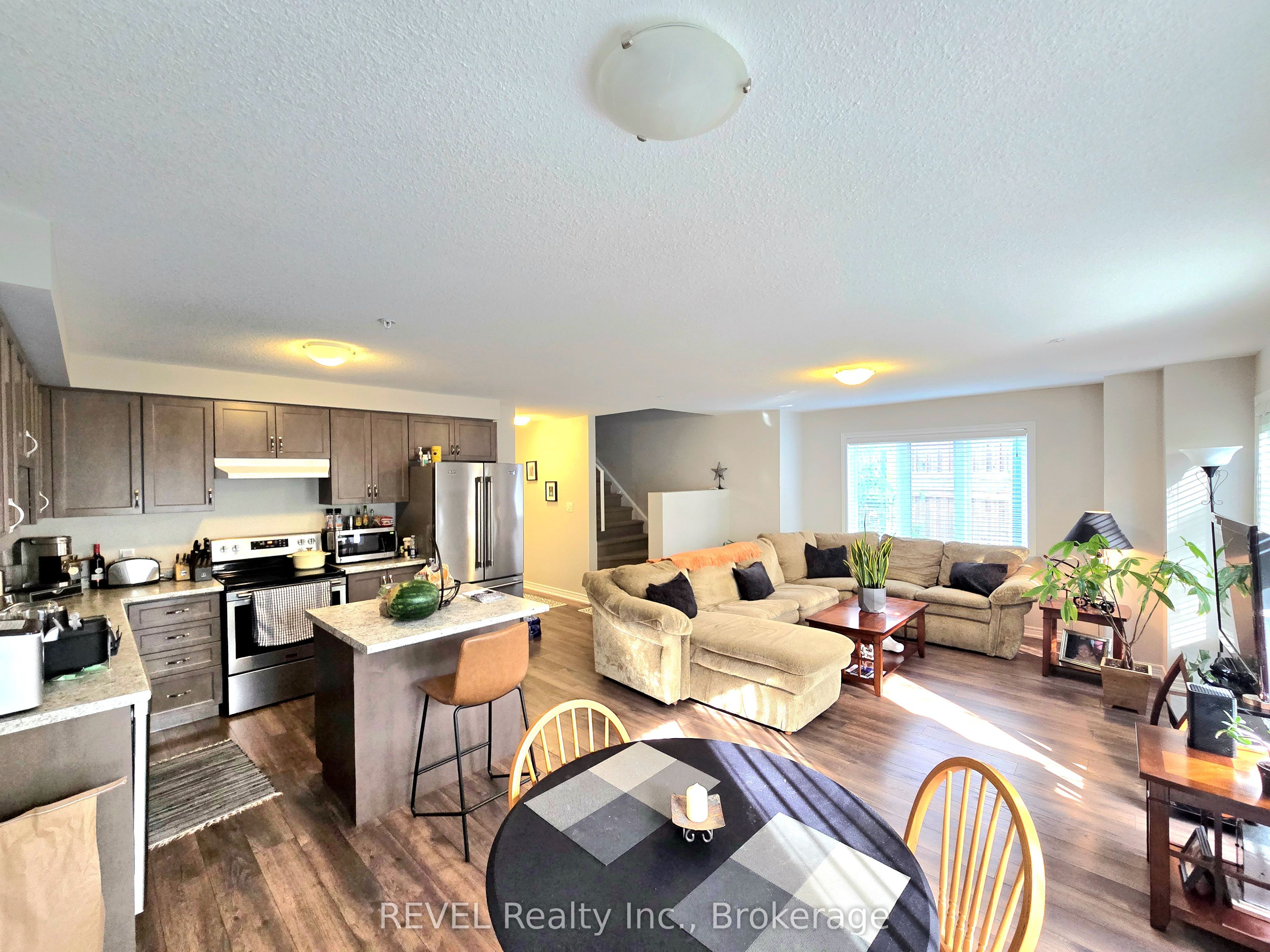 60 Canterbury Drive 12 Property Photo 16