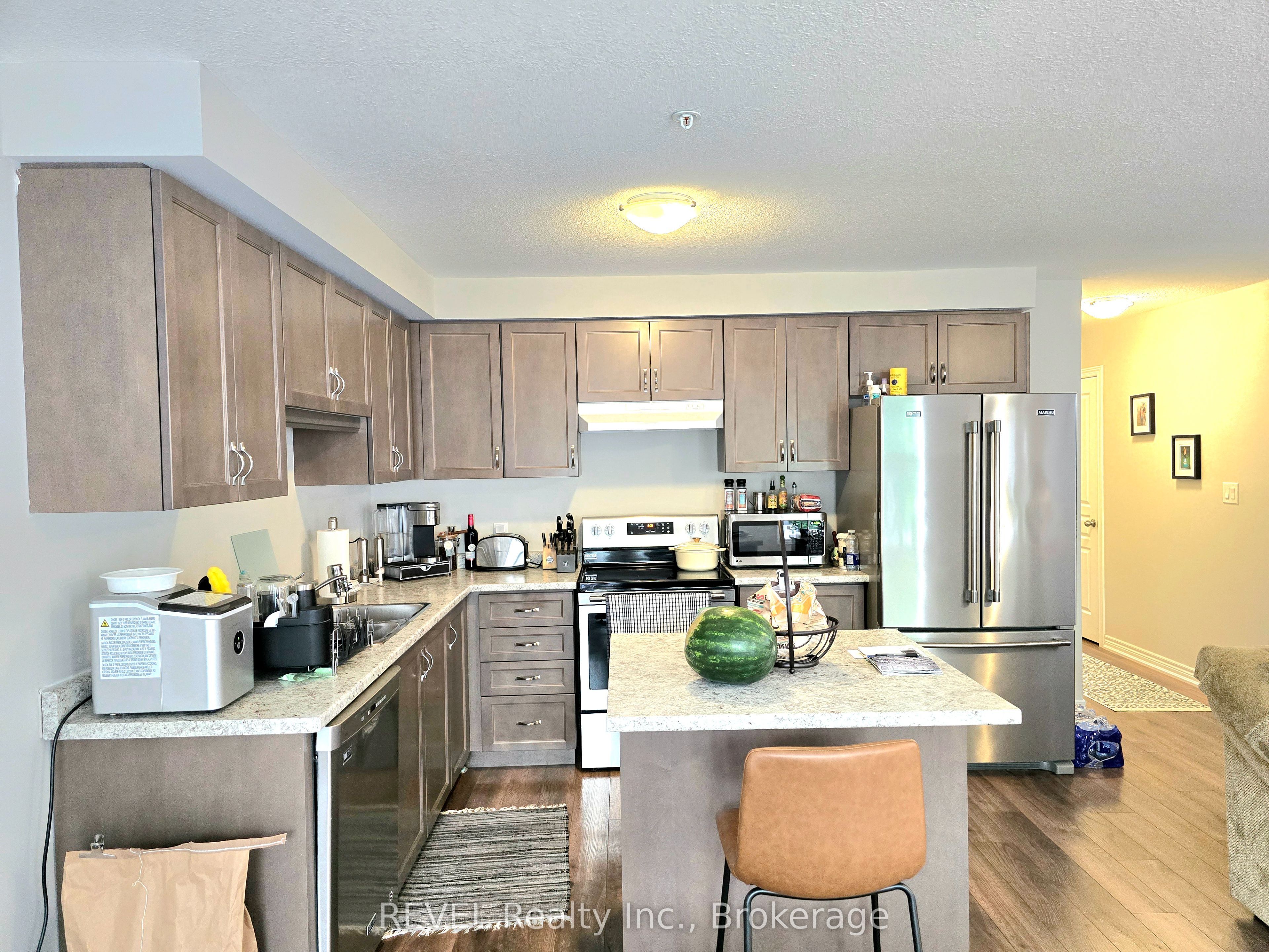 60 Canterbury Drive 12 Property Photo 17