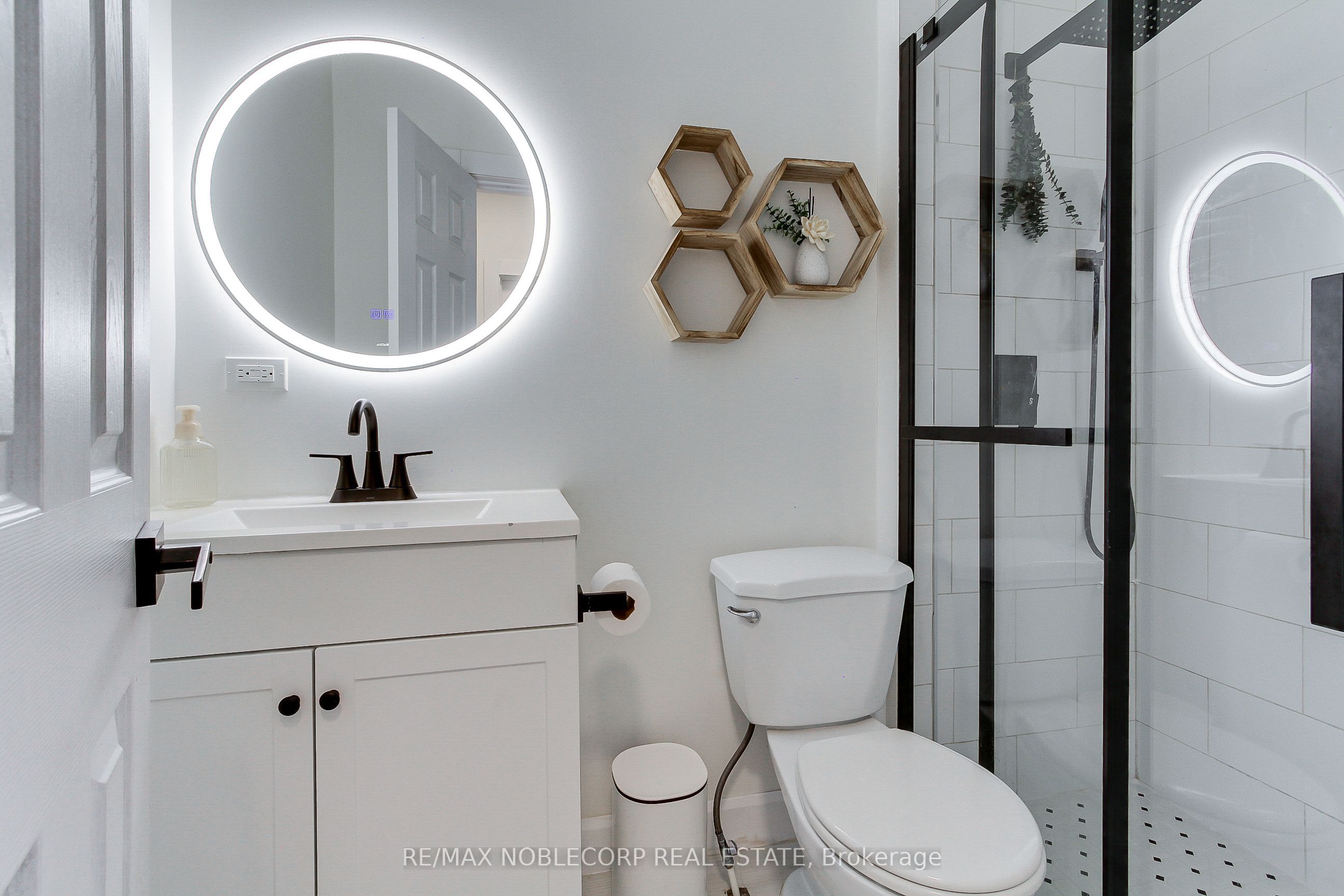 174 East 31st. Street Property Photo 12