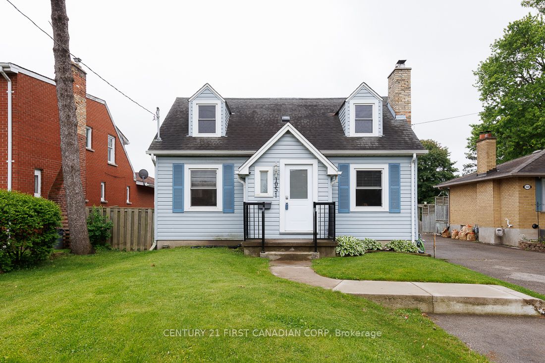 1051 Hamilton Road Property Photo 3
