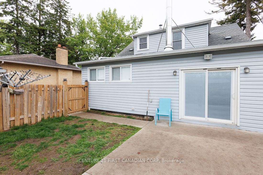 1051 Hamilton Road Property Photo 28