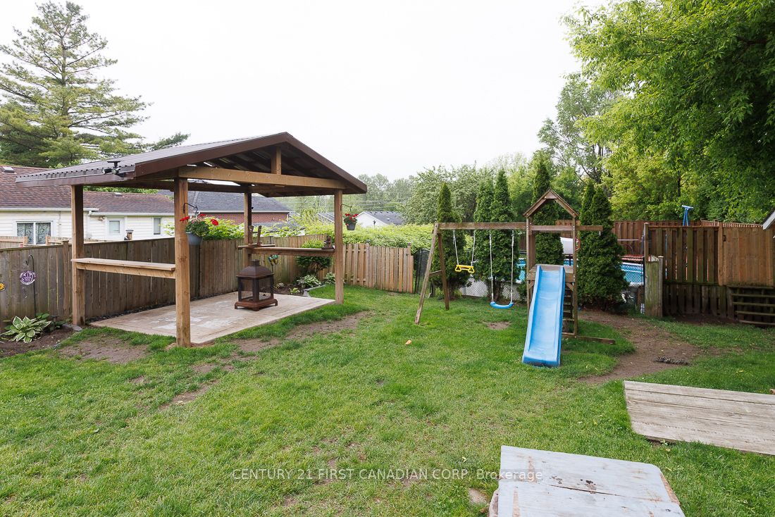 1051 Hamilton Road Property Photo 30