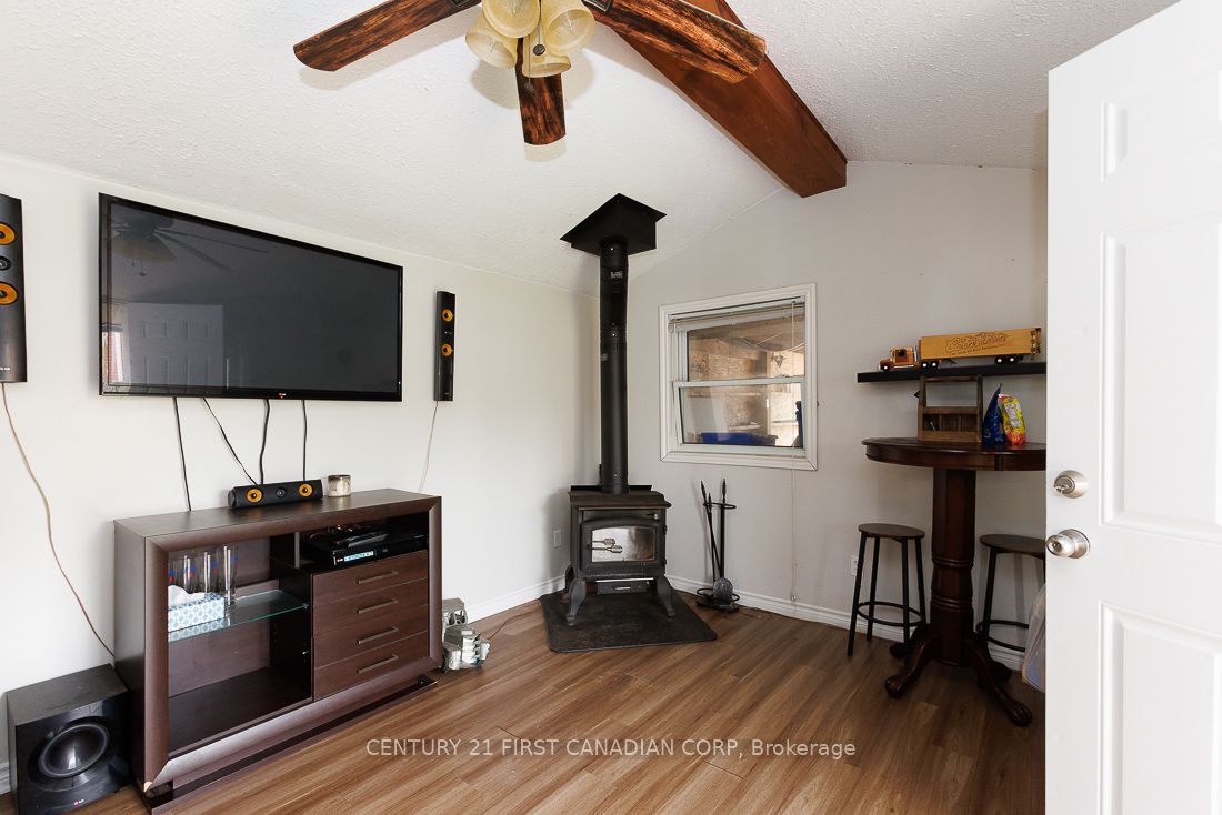 1051 Hamilton Road Property Photo 35