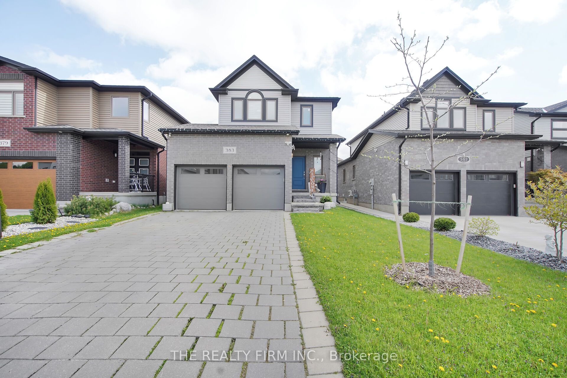 383 Tansbury Street Property Photo 1