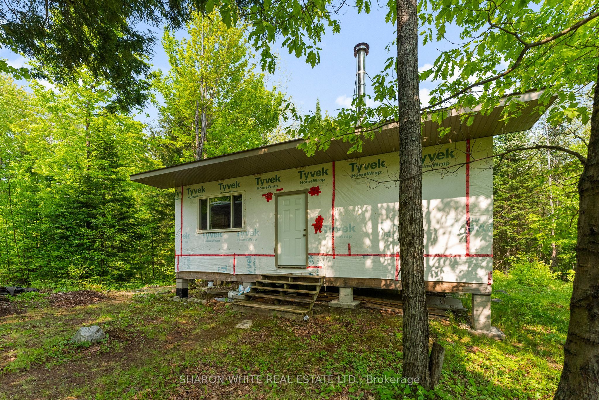 1374 Havensford Drive Property Photo 3