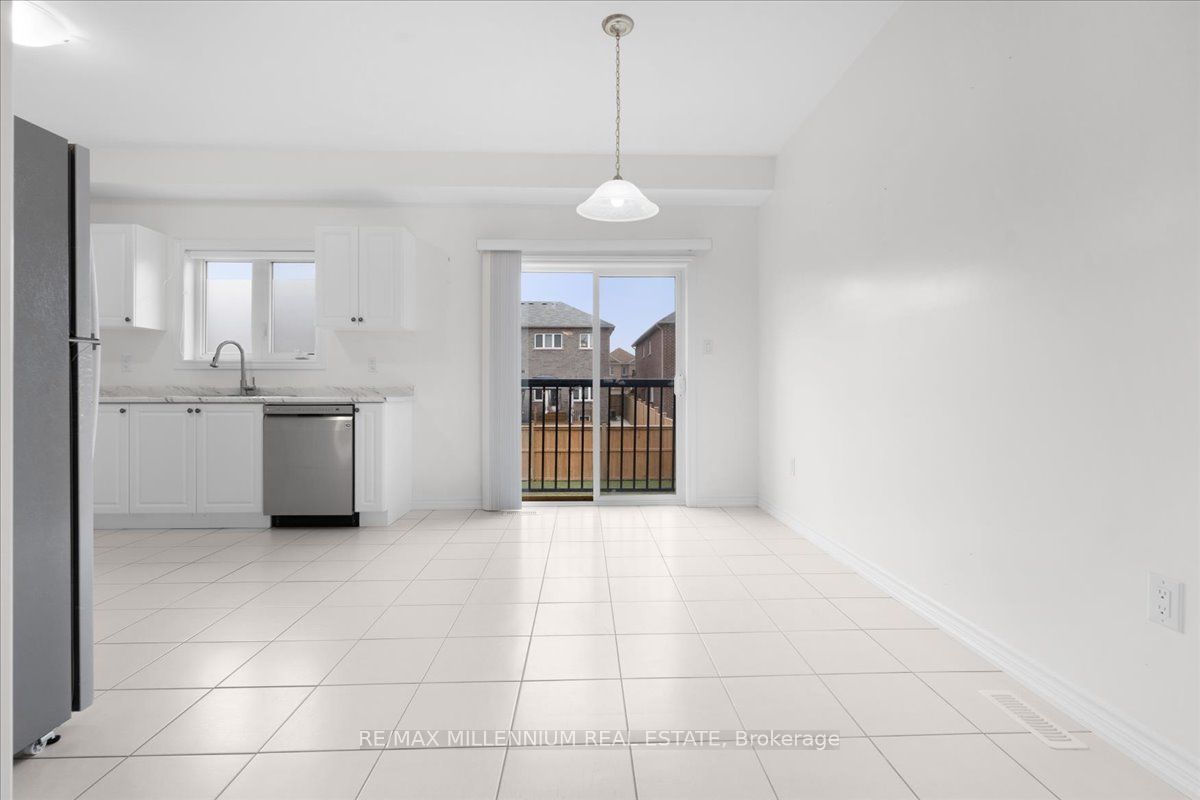 136 Werry Avenue Property Photo 11