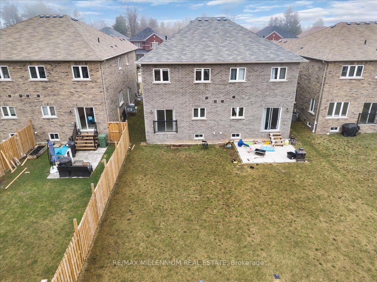 136 Werry Avenue Property Photo 35