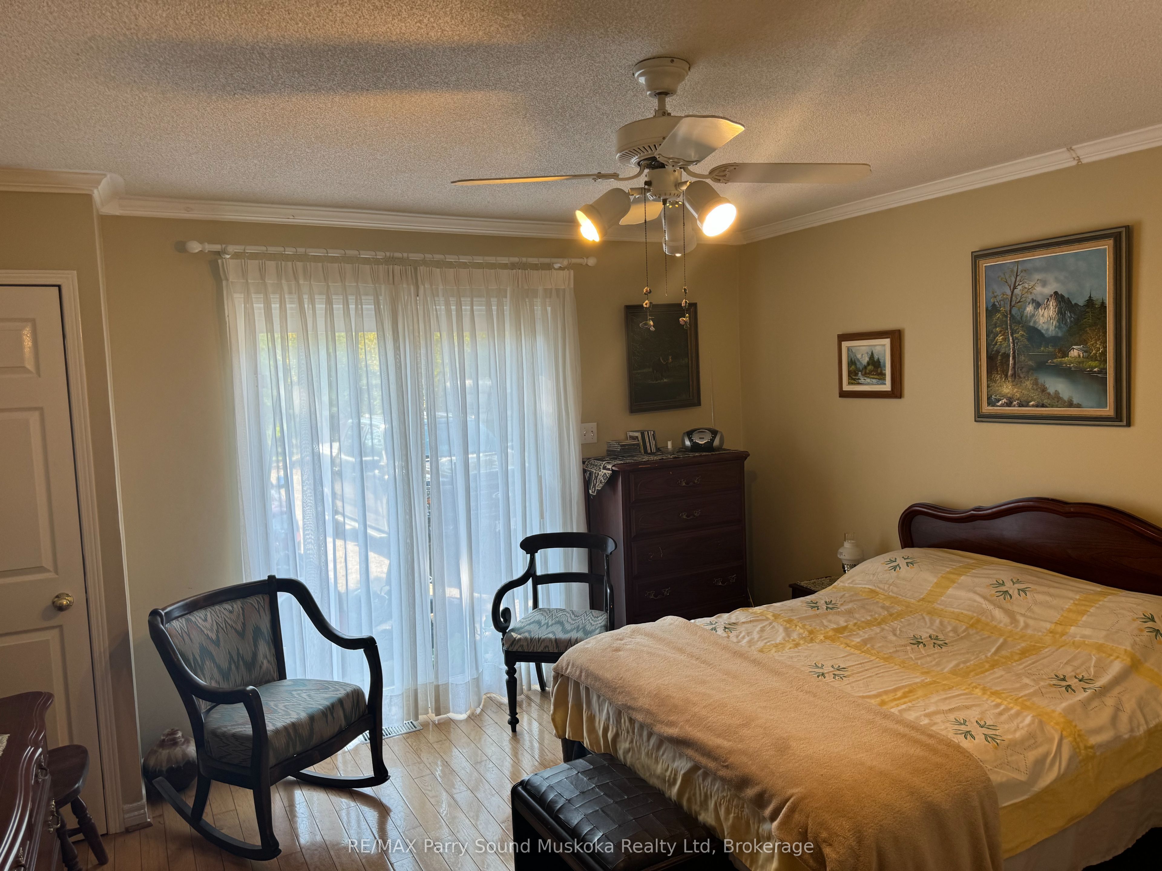 1 Gene's Court Property Photo 17