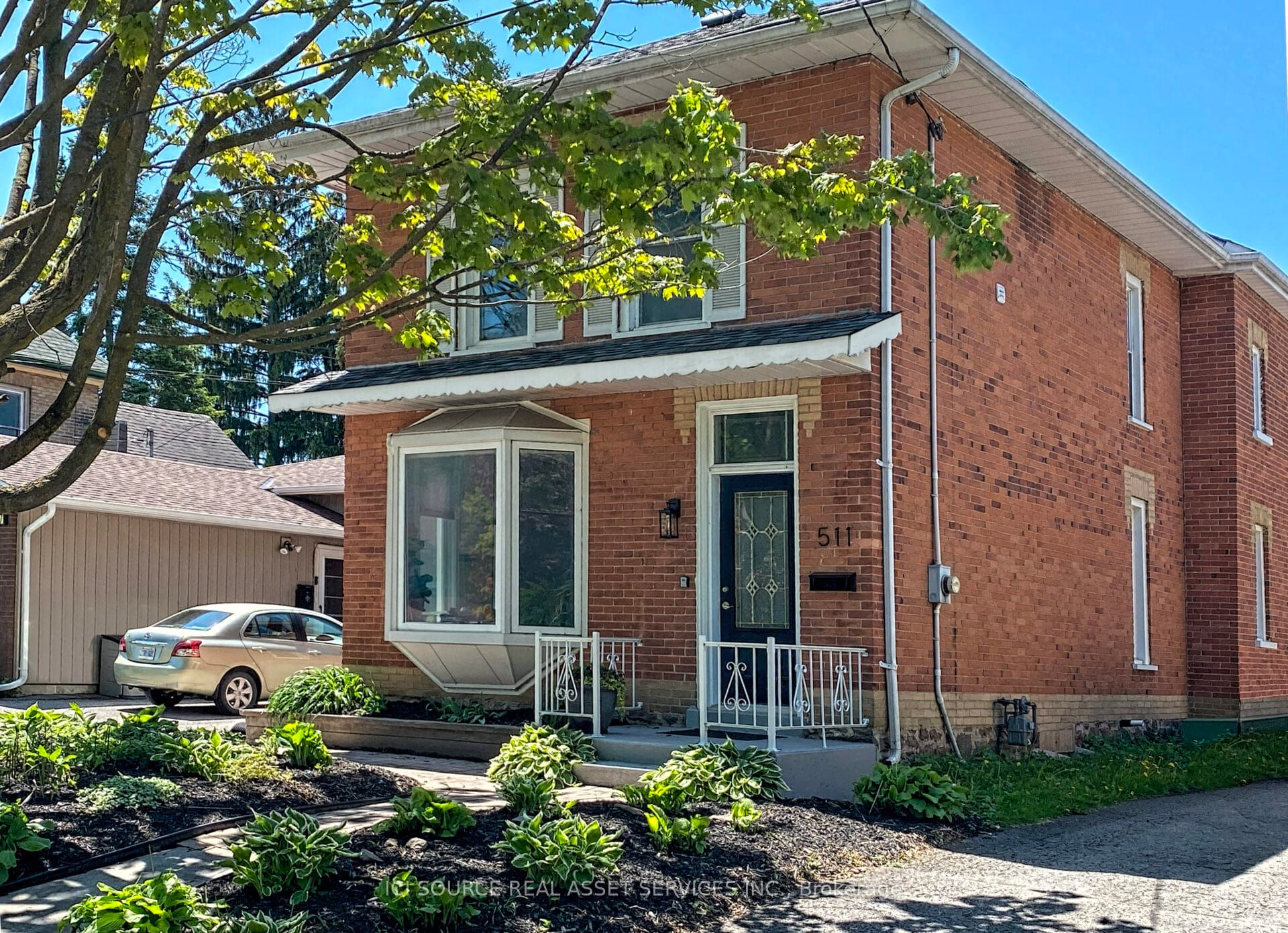 511 Cross St Property Photo 1