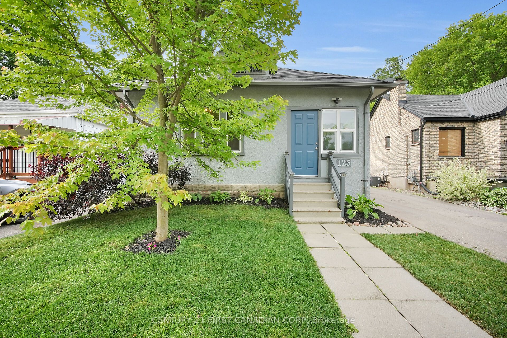 125 Weston Street Property Photo 1