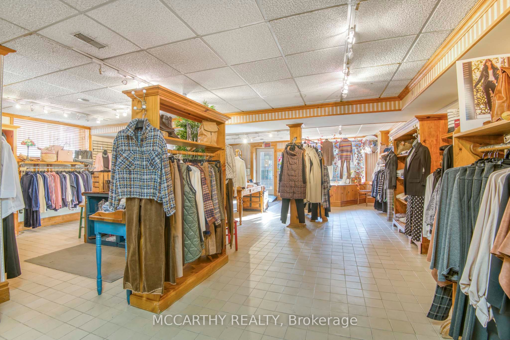 21 Toronto Street S Property Photo 1