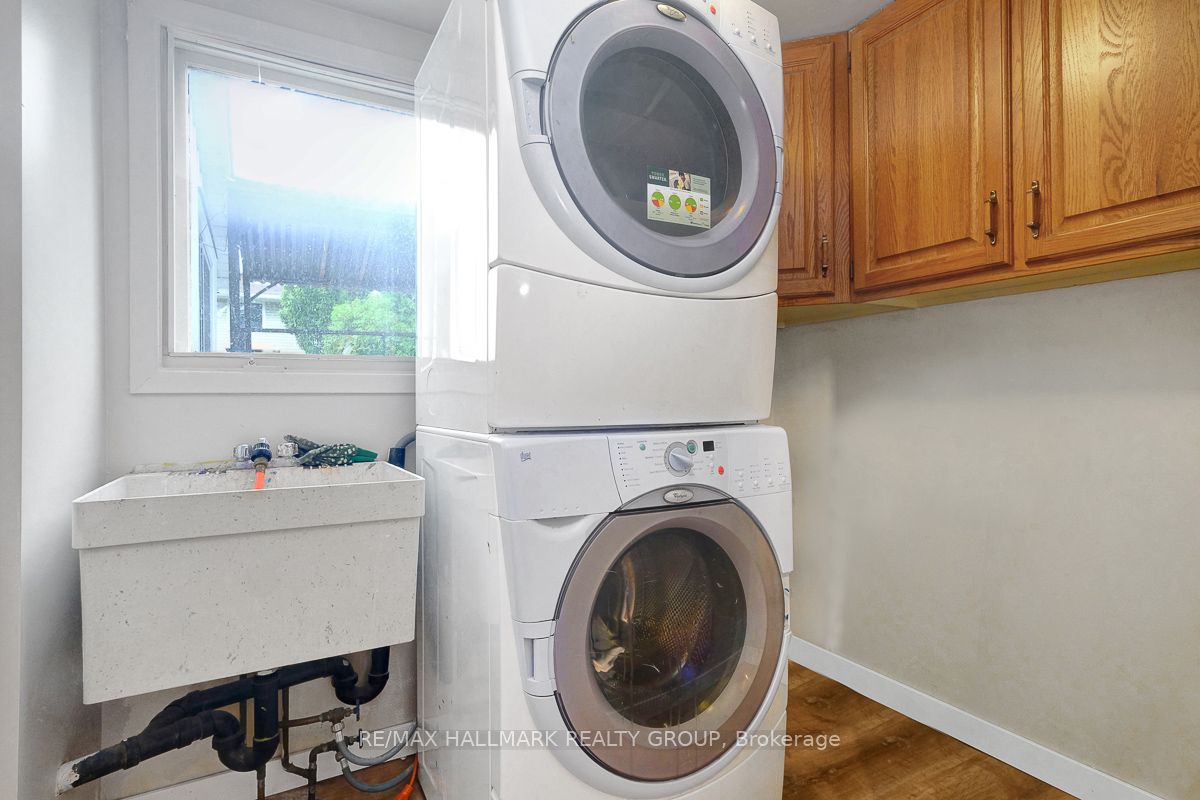 2149 Hubbard Crescent Property Photo 30