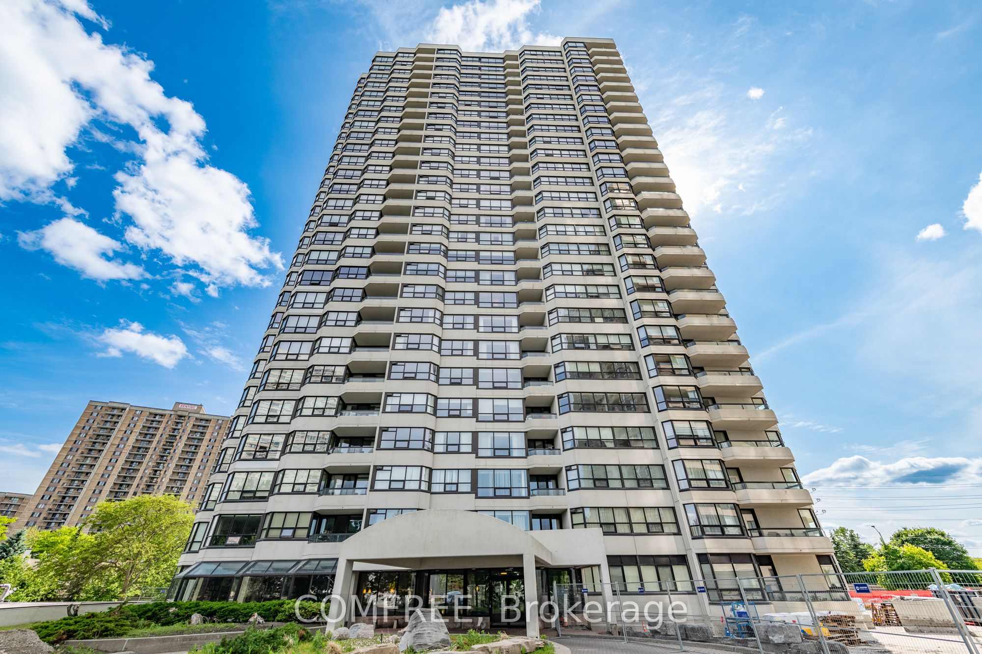 #2303 - 1510 Riverside Drive Property Photo 1