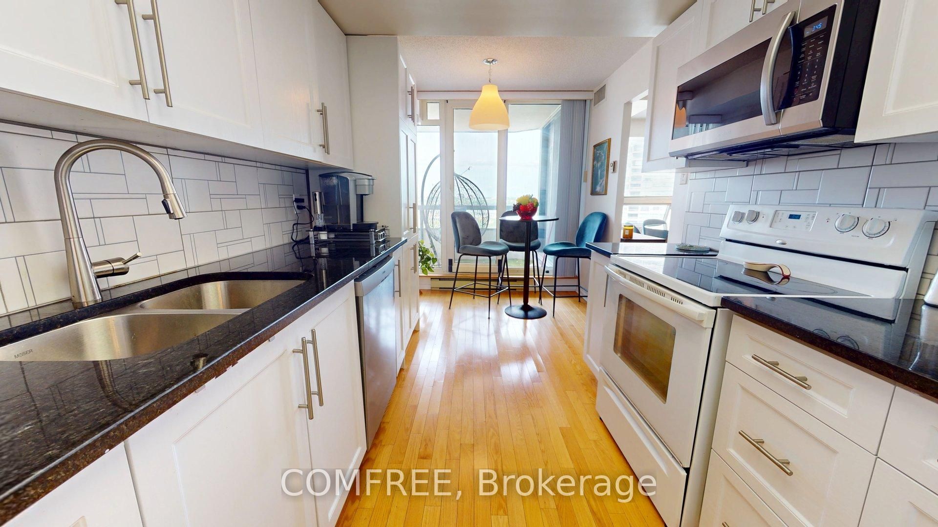 1510 Riverside Drive 2303 Property Photo 4