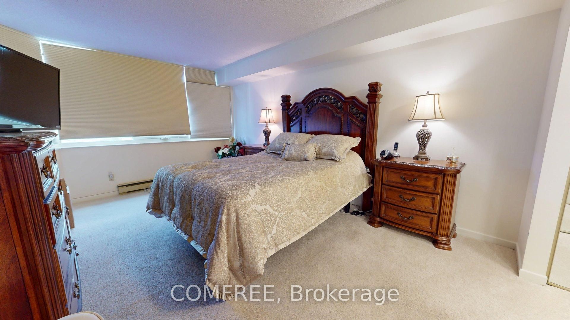 1510 Riverside Drive 2303 Property Photo 12