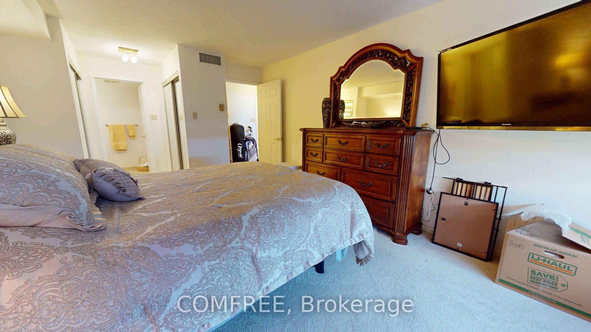 1510 Riverside Drive 2303 Property Photo 13