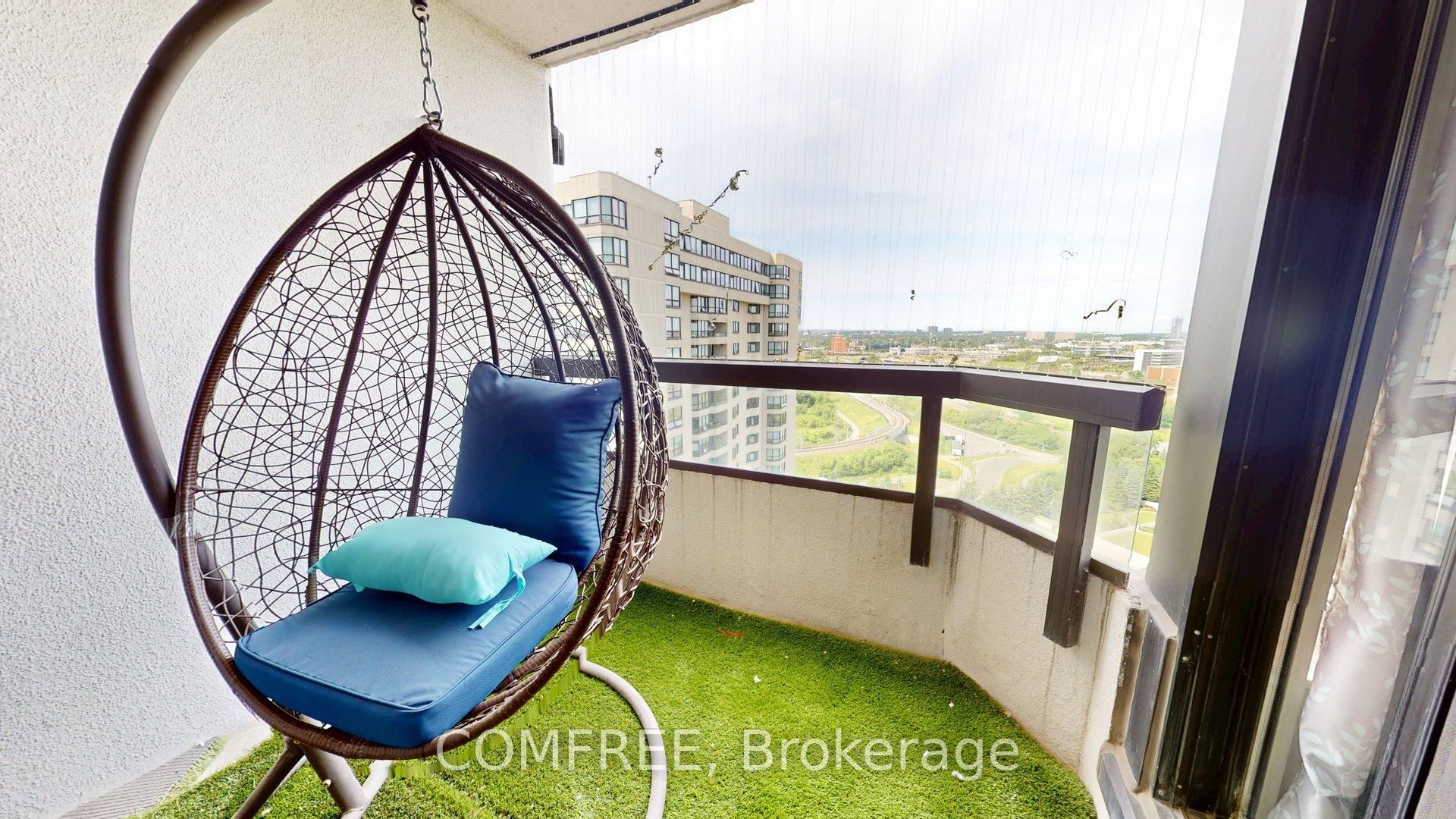 1510 Riverside Drive 2303 Property Photo 19