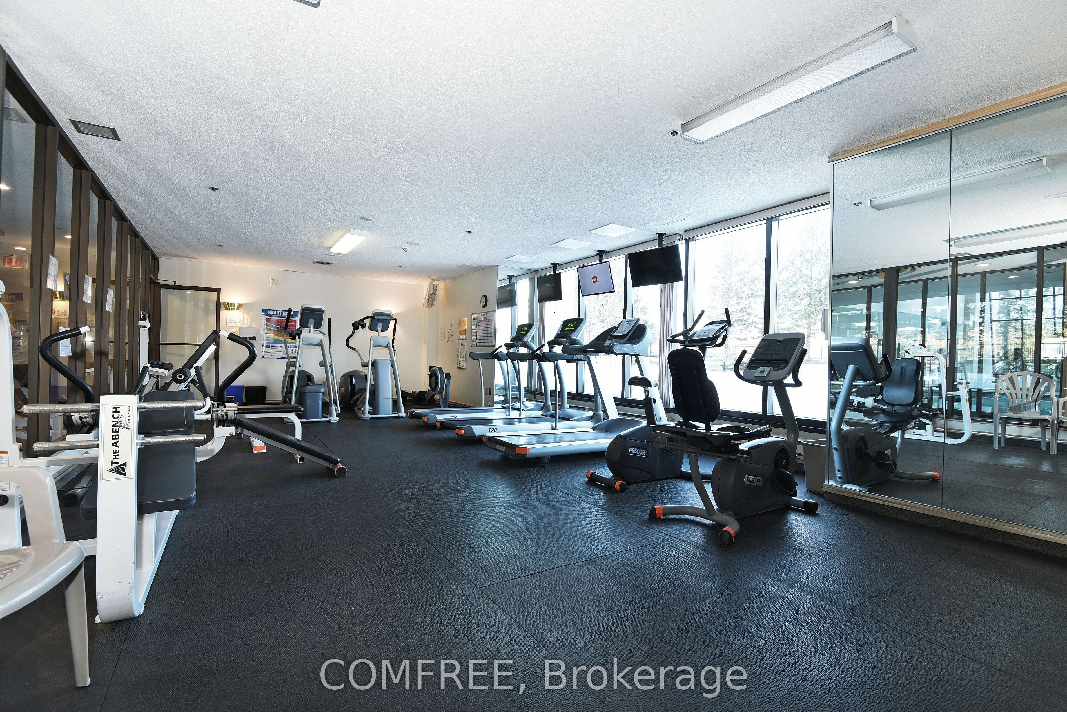 1510 Riverside Drive 2303 Property Photo 38