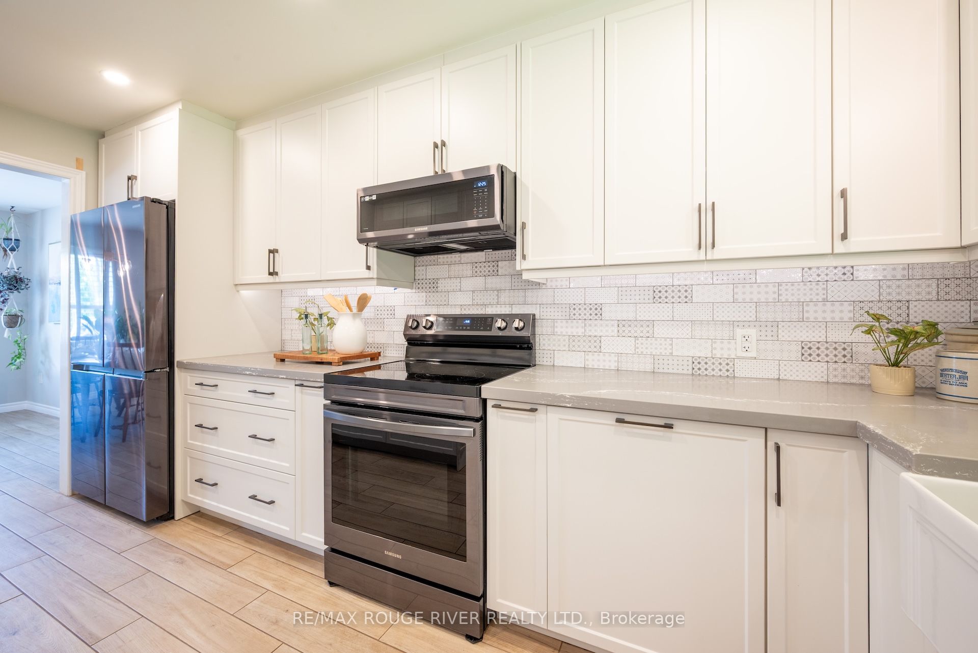 363 Earl Road Property Photo 12