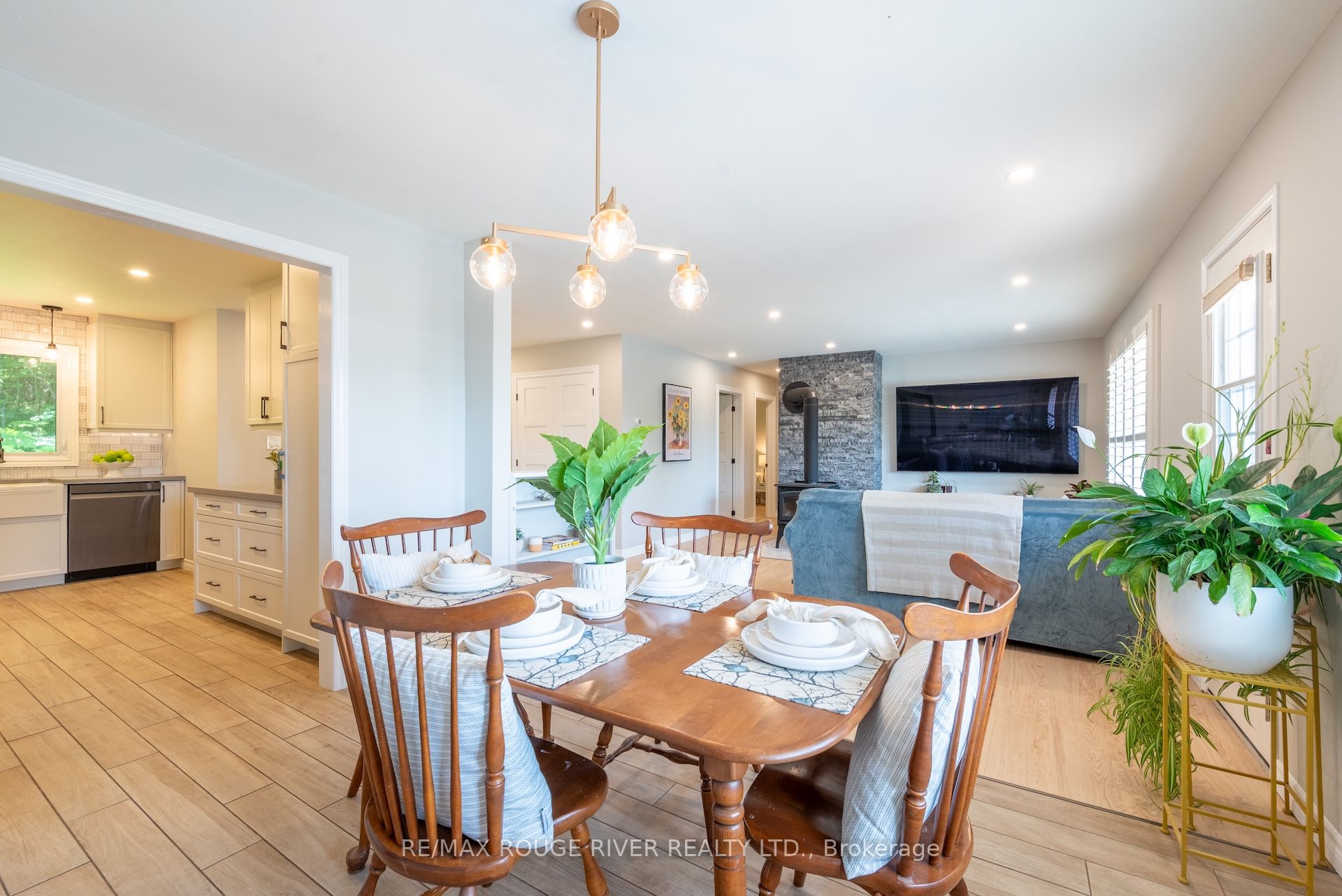 363 Earl Road Property Photo 15