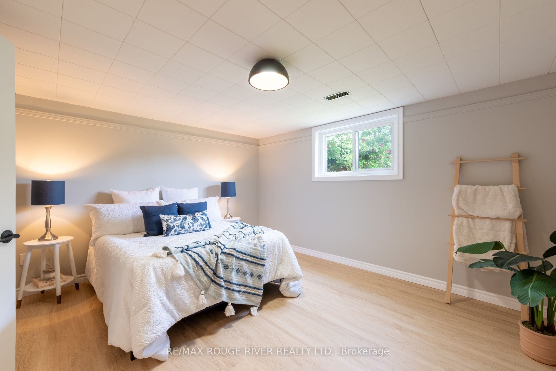 363 Earl Road Property Photo 32