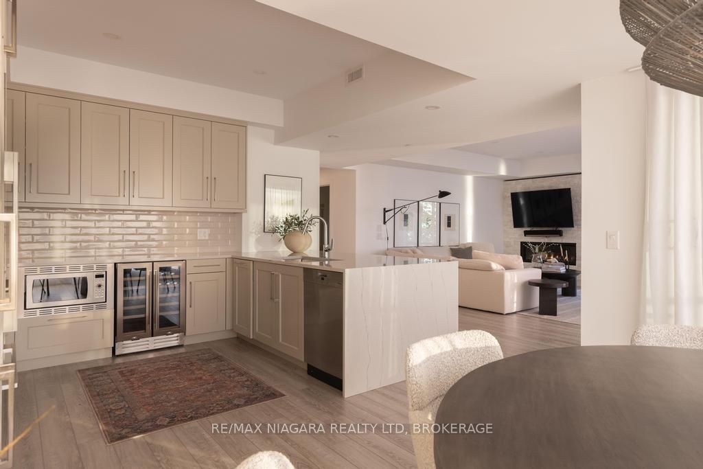 #201 - 10 Dalhousie Avenue Property Photo 11