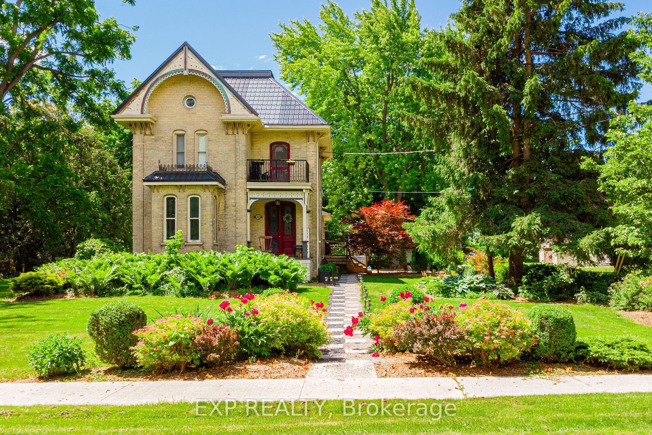 283 Hastings Street Property Photo 1