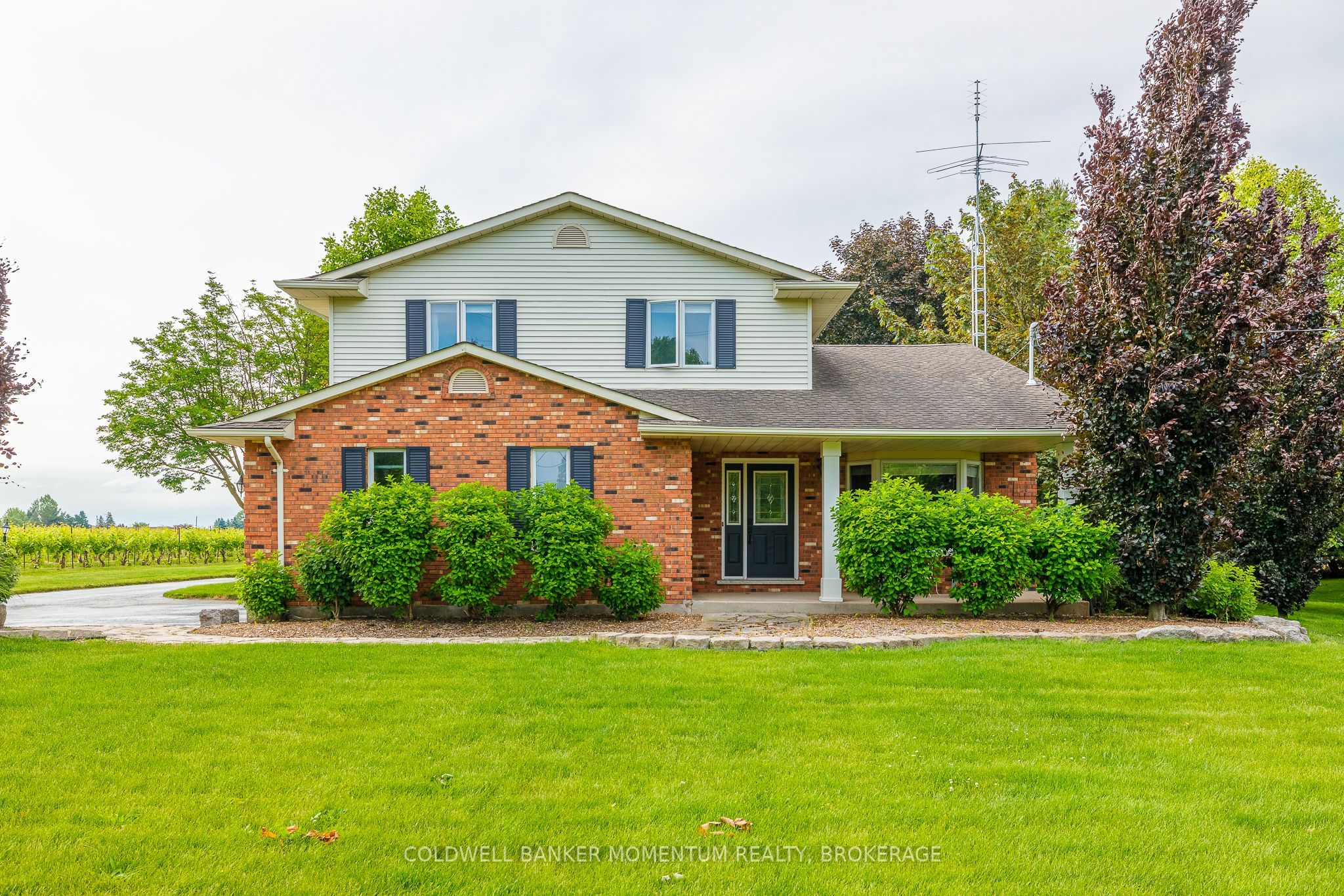 2115 Creek Road Property Photo 1